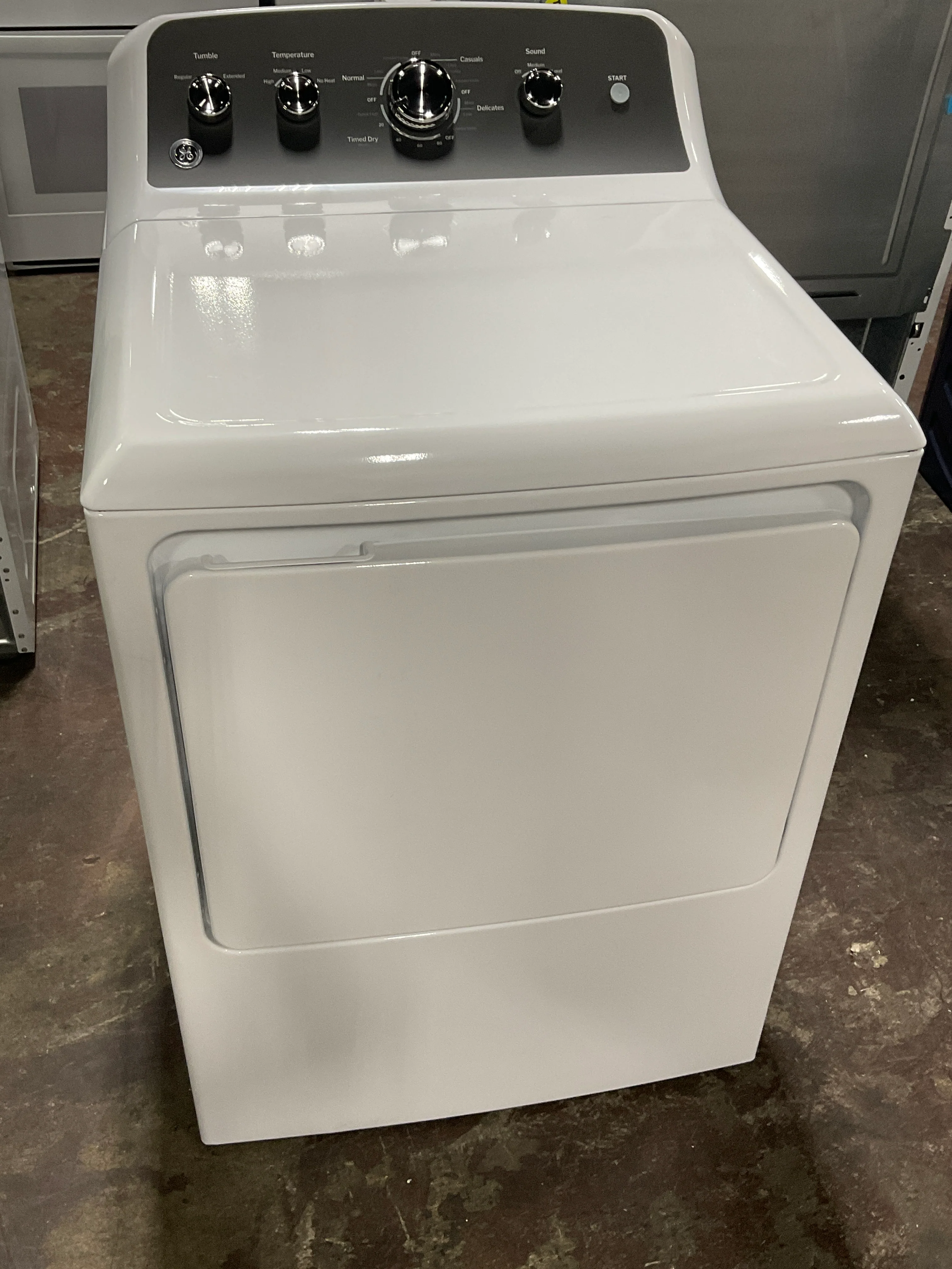 GE GE® 7.2 cu. ft. Capacity Electric Dryer with Up To 120 ft. Venting and Extended Tumble - Image 38