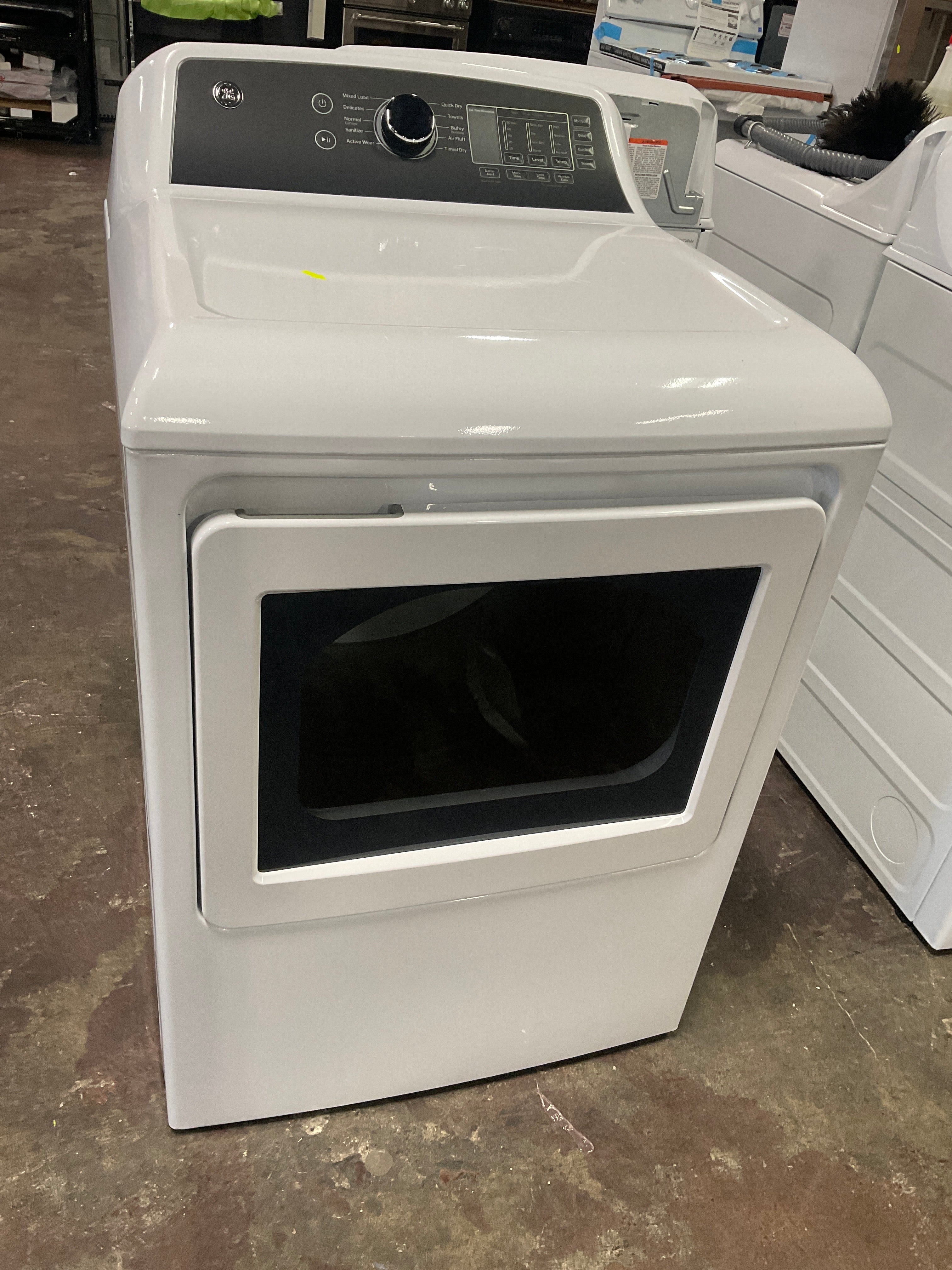 GE GE® 7.4 cu. ft. Capacity Electric Dryer with Up To 120 ft. Venting and Sensor Dry - Image 11