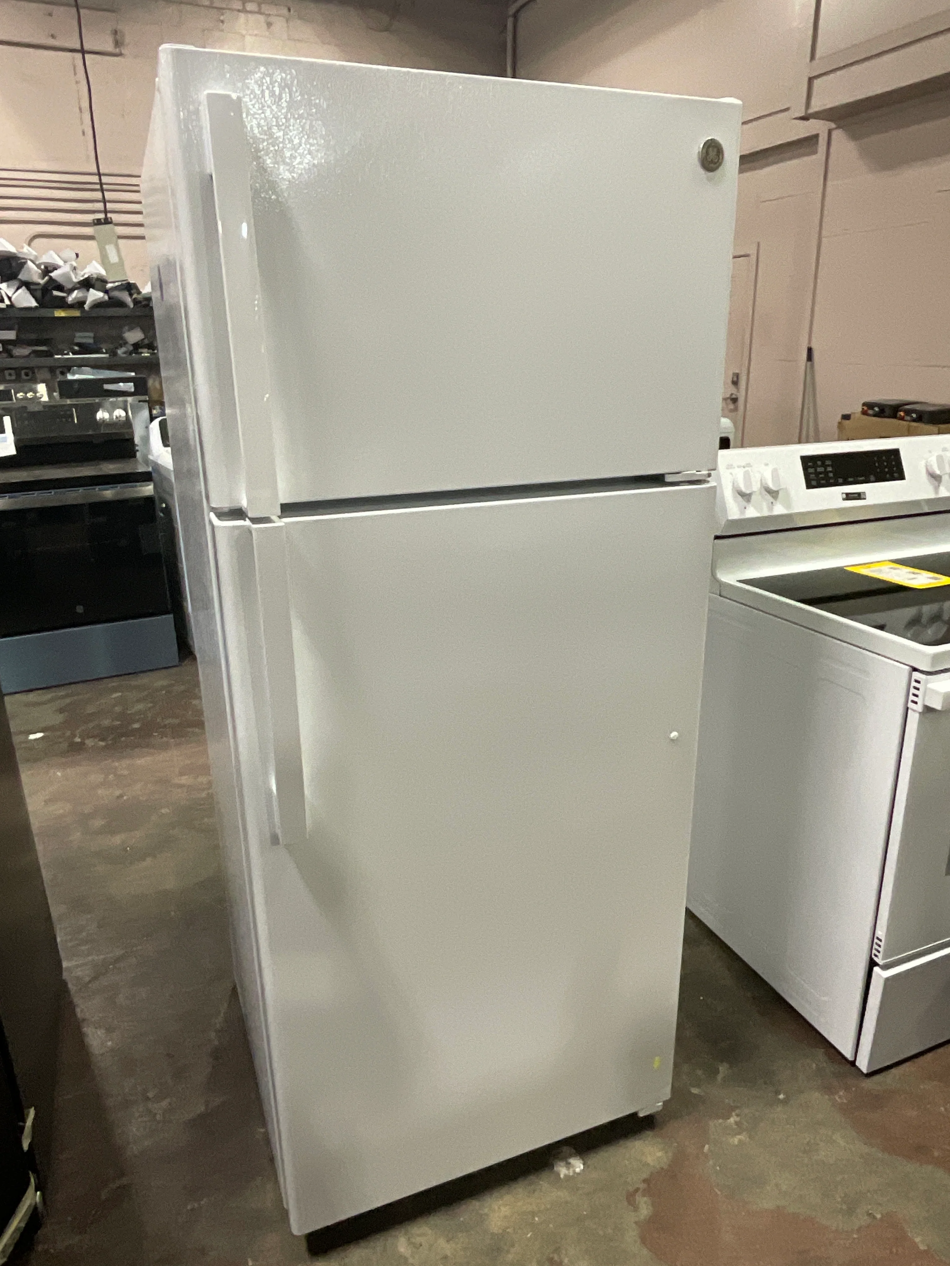GE® ENERGY STAR® 17.5 Cu. Ft. Top-Freezer Refrigerator - Image 6