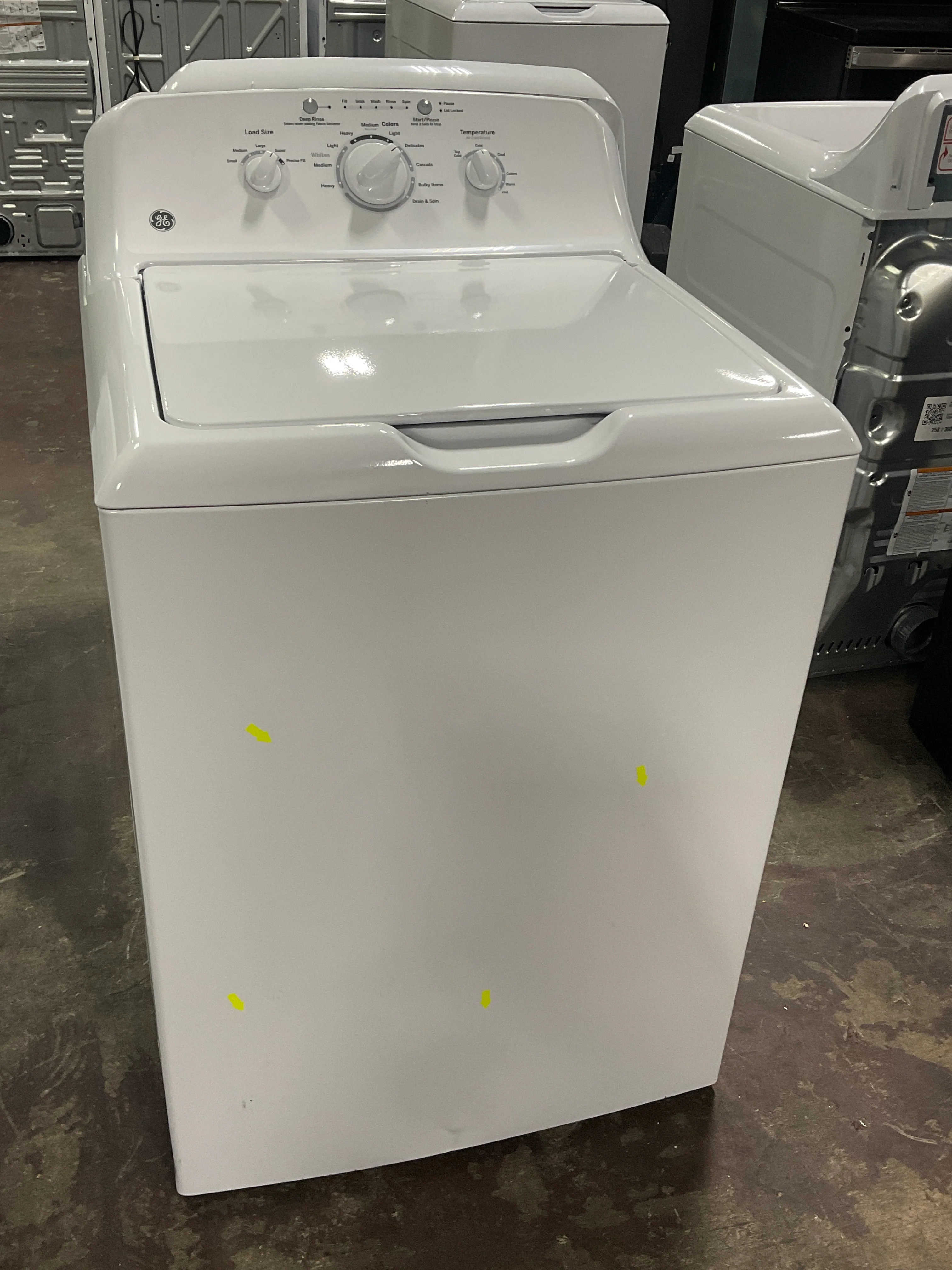 GE® 4.0 cu. ft. Capacity Washer with Stainless Steel Basket and Water Level Control - Image 8