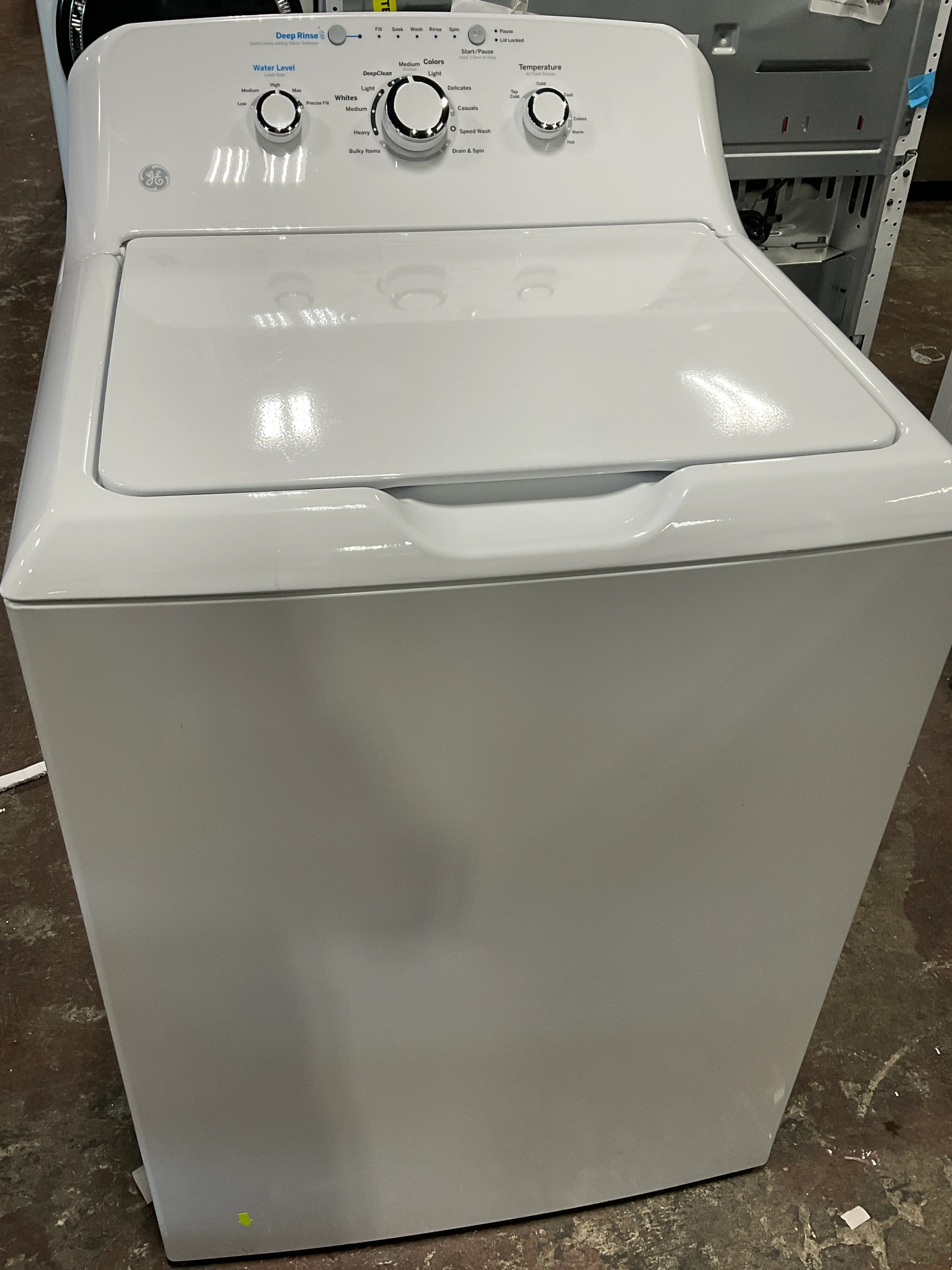 GE GE® 4.0 cu. ft. Capacity Washer with Stainless Steel Basket and Water Level Control - Image 10