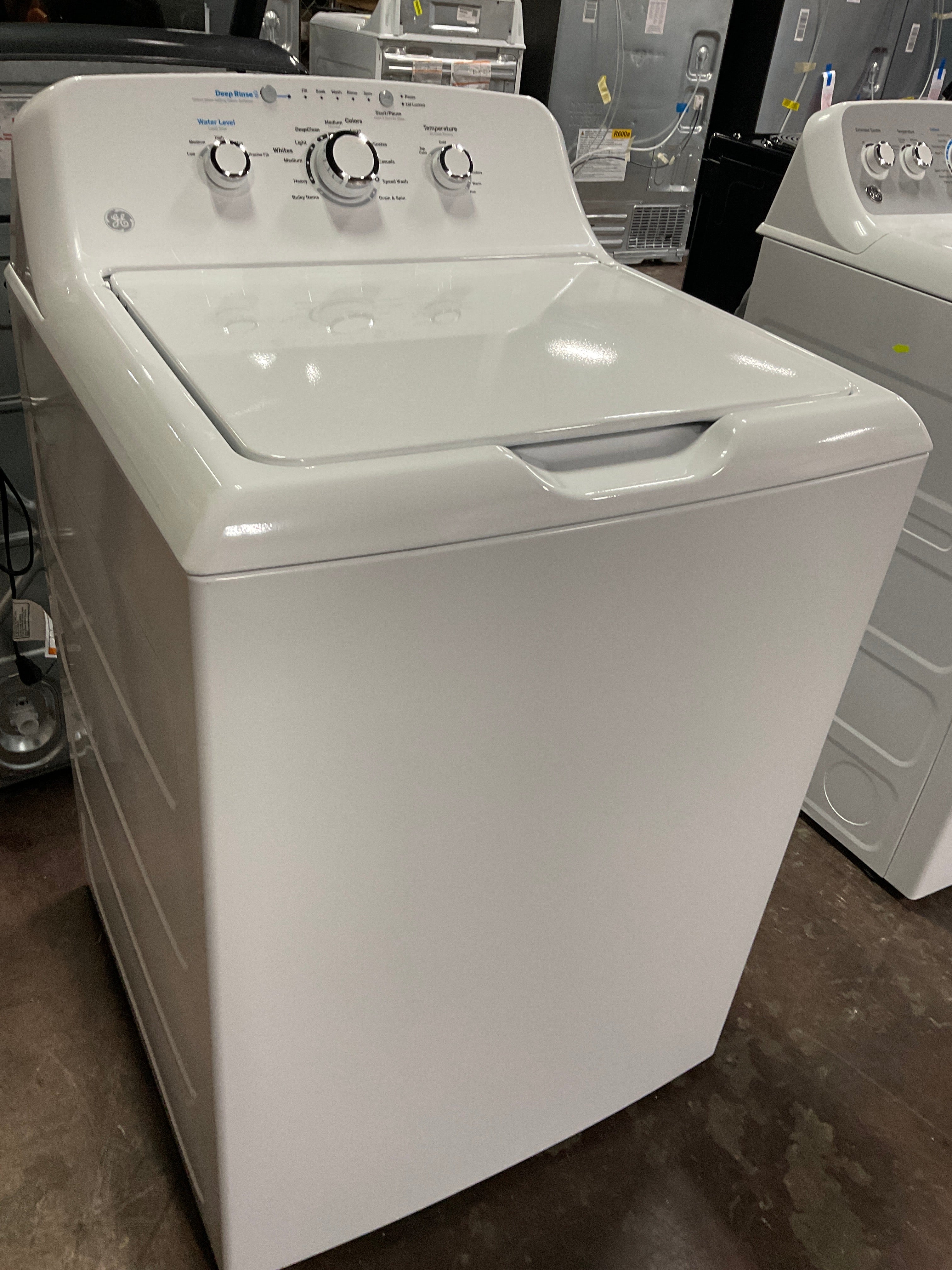 GE GE® 4.0 cu. ft. Capacity Washer with Stainless Steel Basket and Water Level Control - Image 12