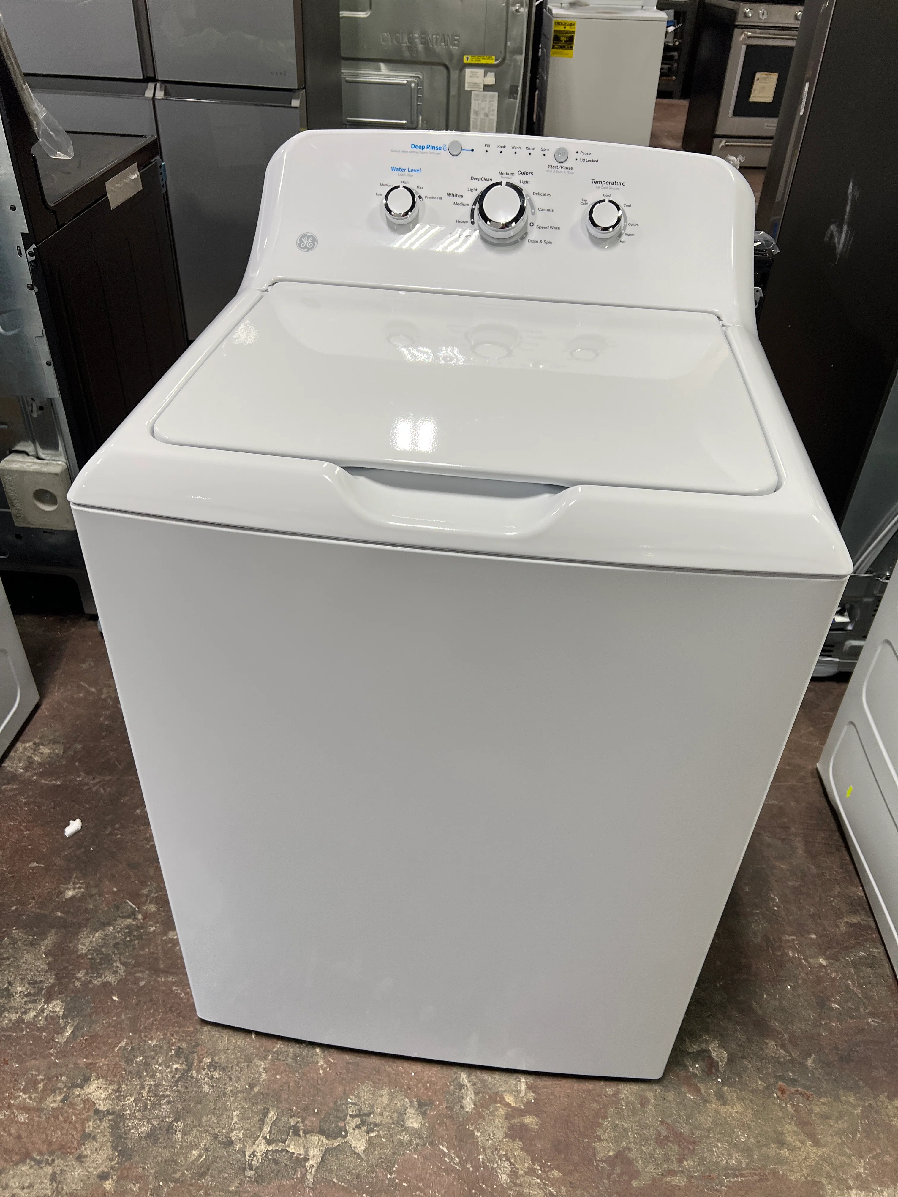 GE GE® 4.0 cu. ft. Capacity Washer with Stainless Steel Basket and Water Level Control - Image 17