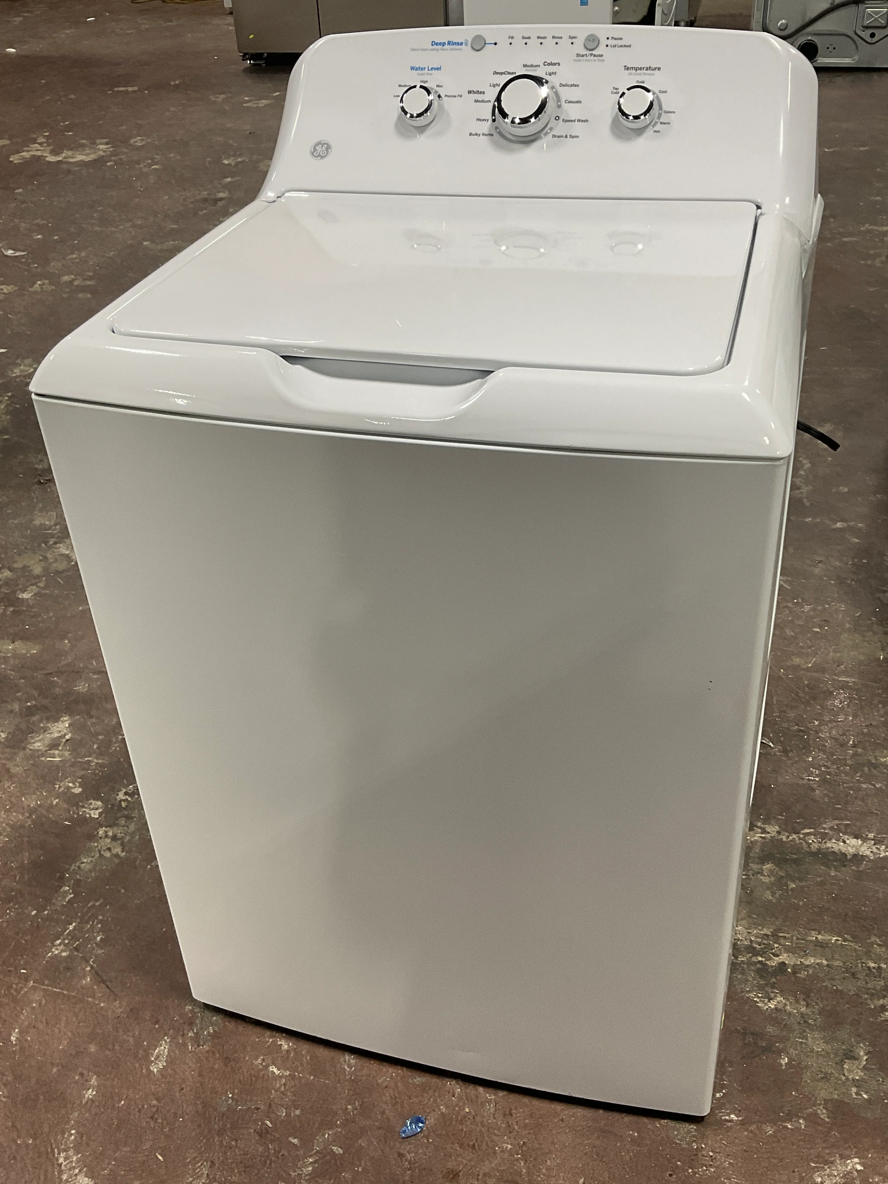 GE GE® 4.0 cu. ft. Capacity Washer with Stainless Steel Basket and Water Level Control - Image 21