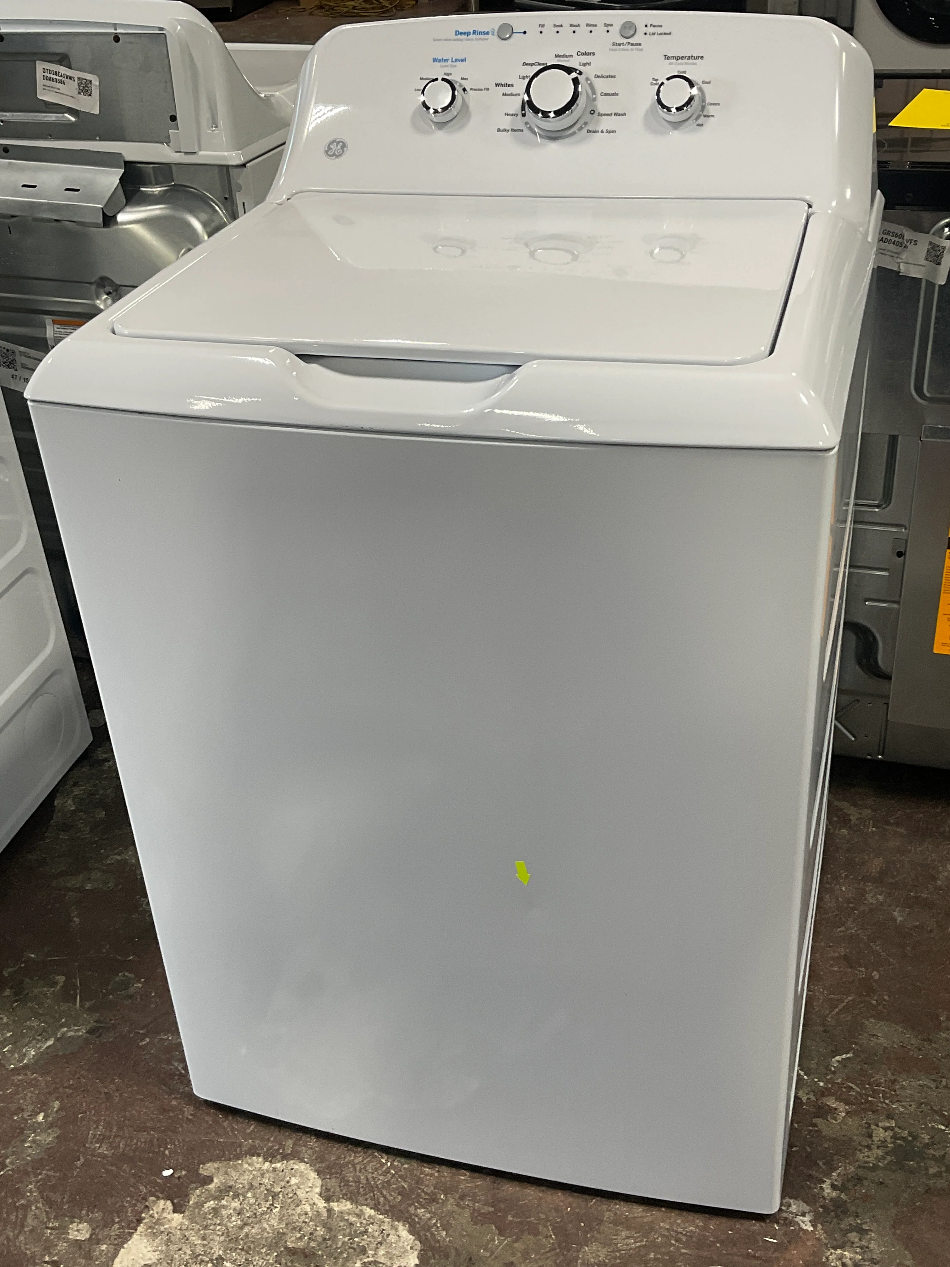 GE GE® 4.0 cu. ft. Capacity Washer with Stainless Steel Basket and Water Level Control - Image 6