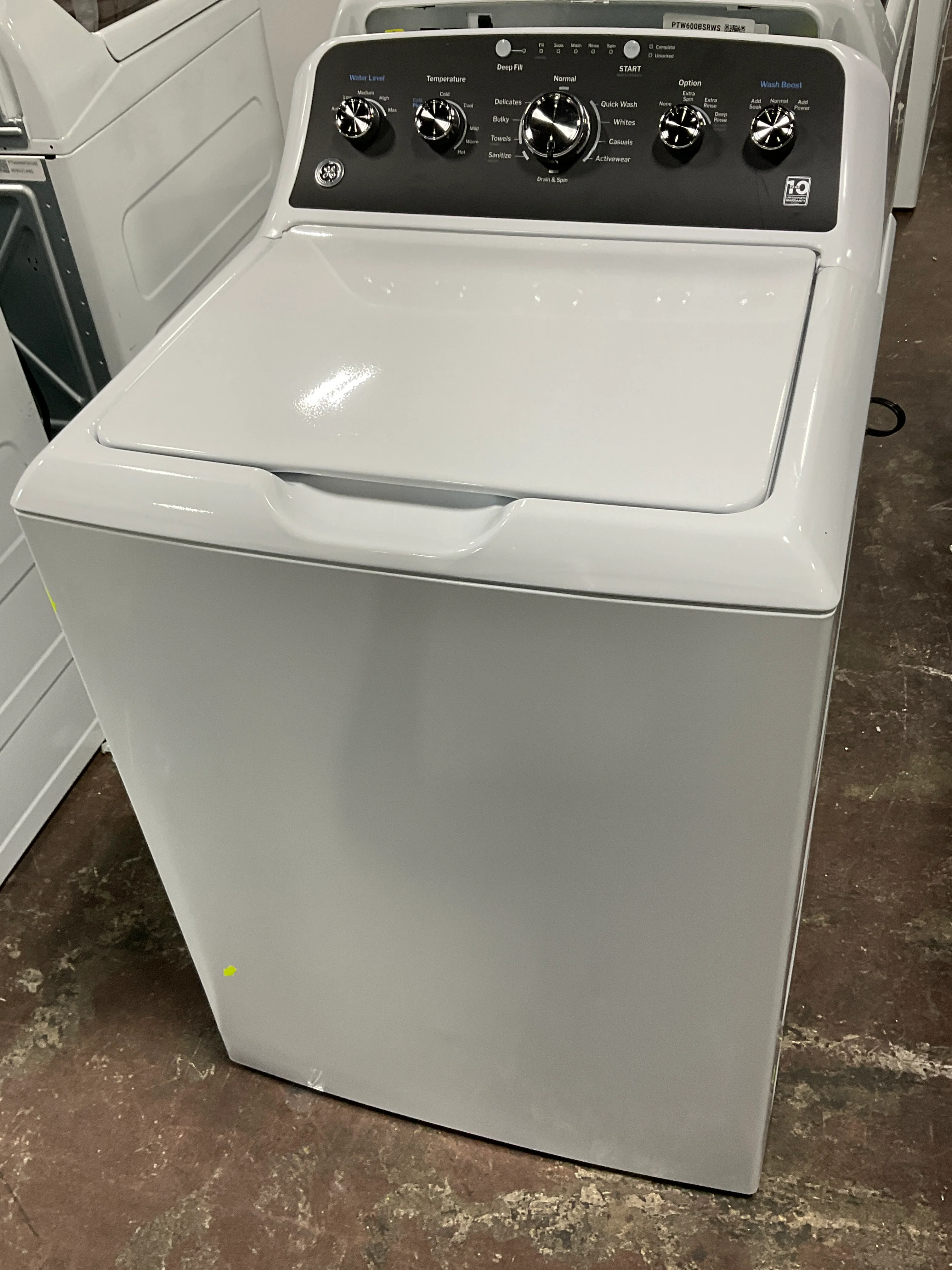 GE GE® 4.5 cu. ft. Capacity Washer with Stainless Steel Basket, Cold Plus and Wash Boost - Image 32