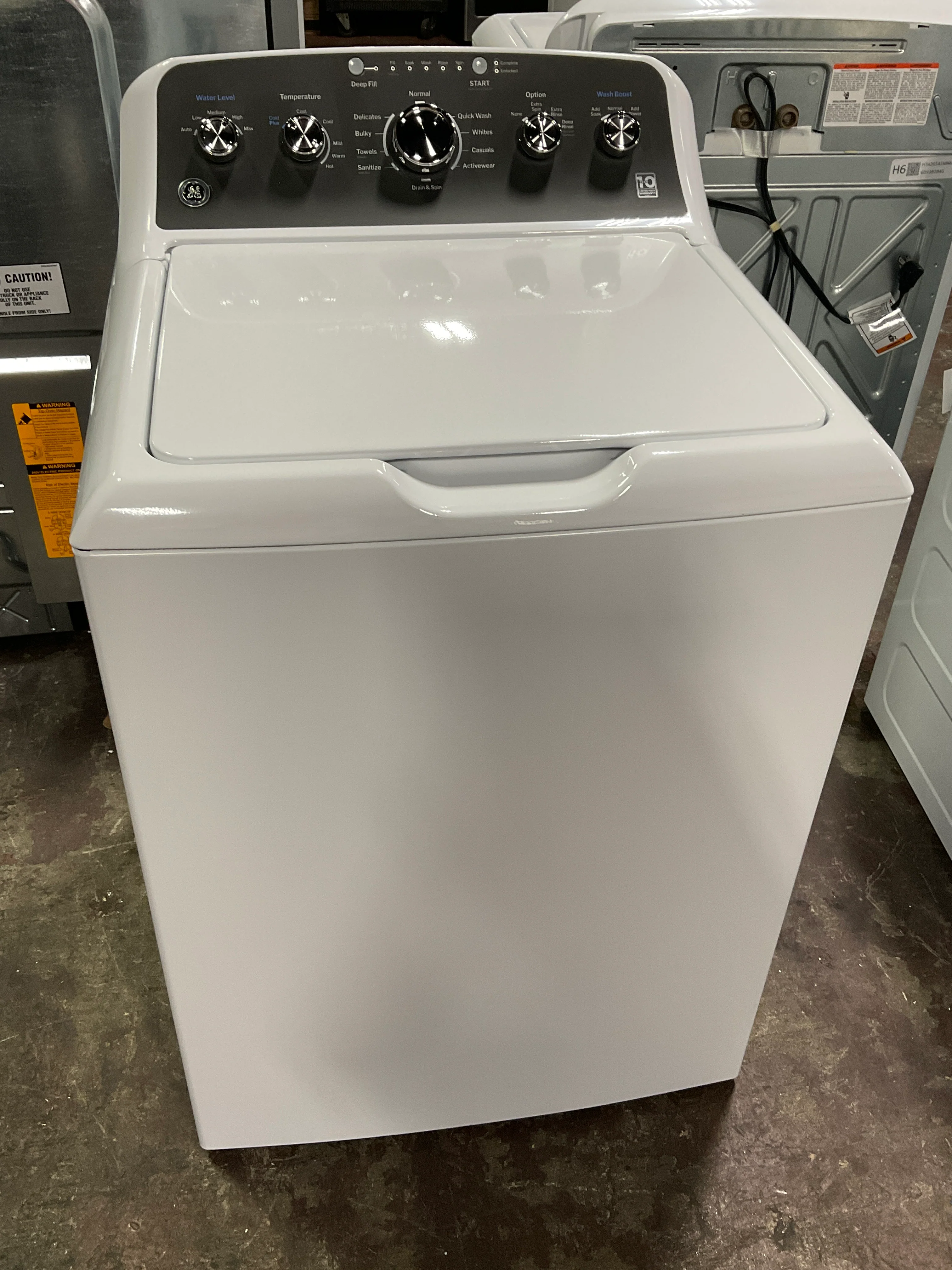 GE GE® 4.5 cu. ft. Capacity Washer with Stainless Steel Basket, Cold Plus and Wash Boost - Image 38