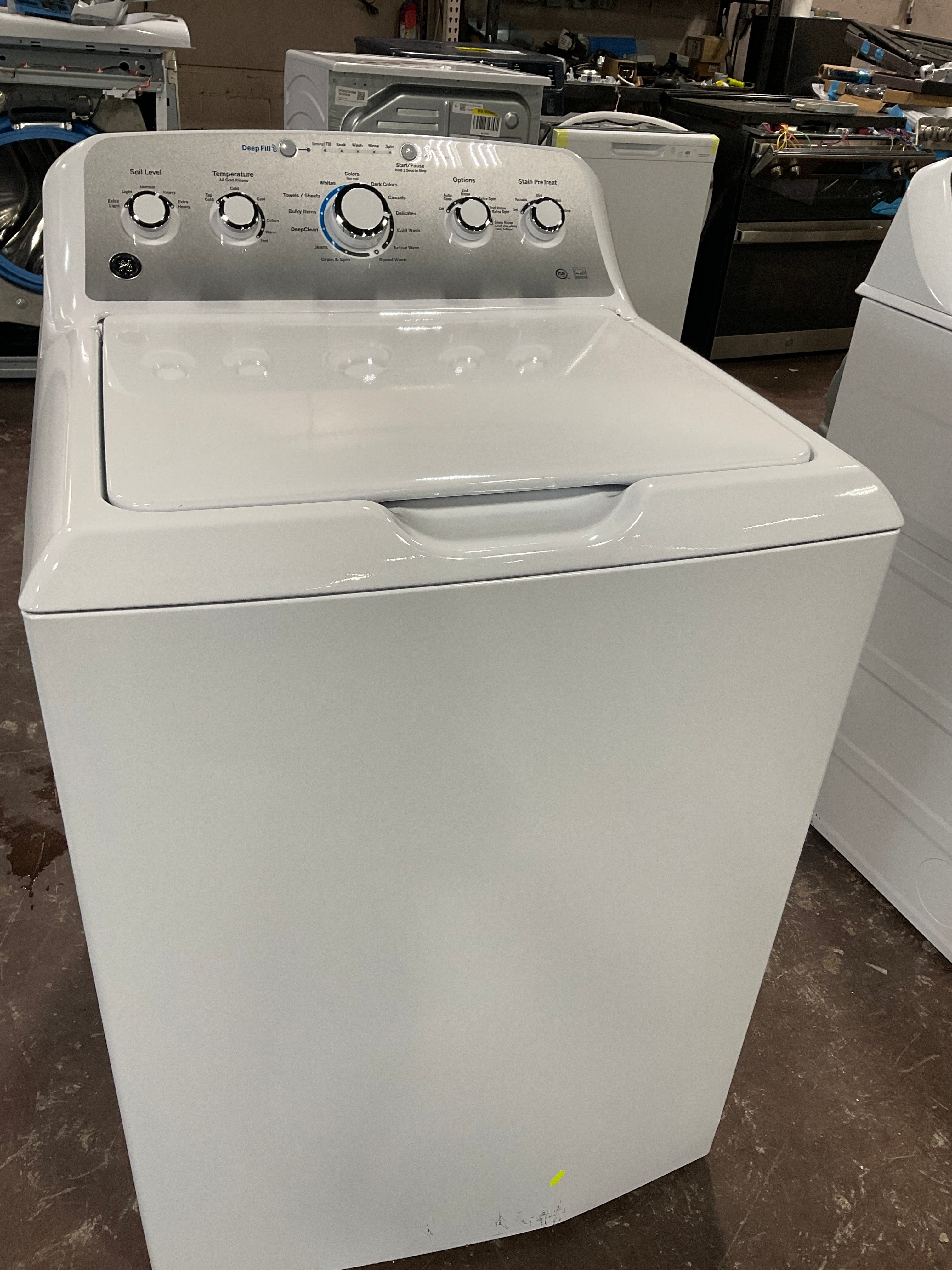 GE GE® ENERGY STAR® 4.4 cu. ft. stainless steel capacity washer - Image 5