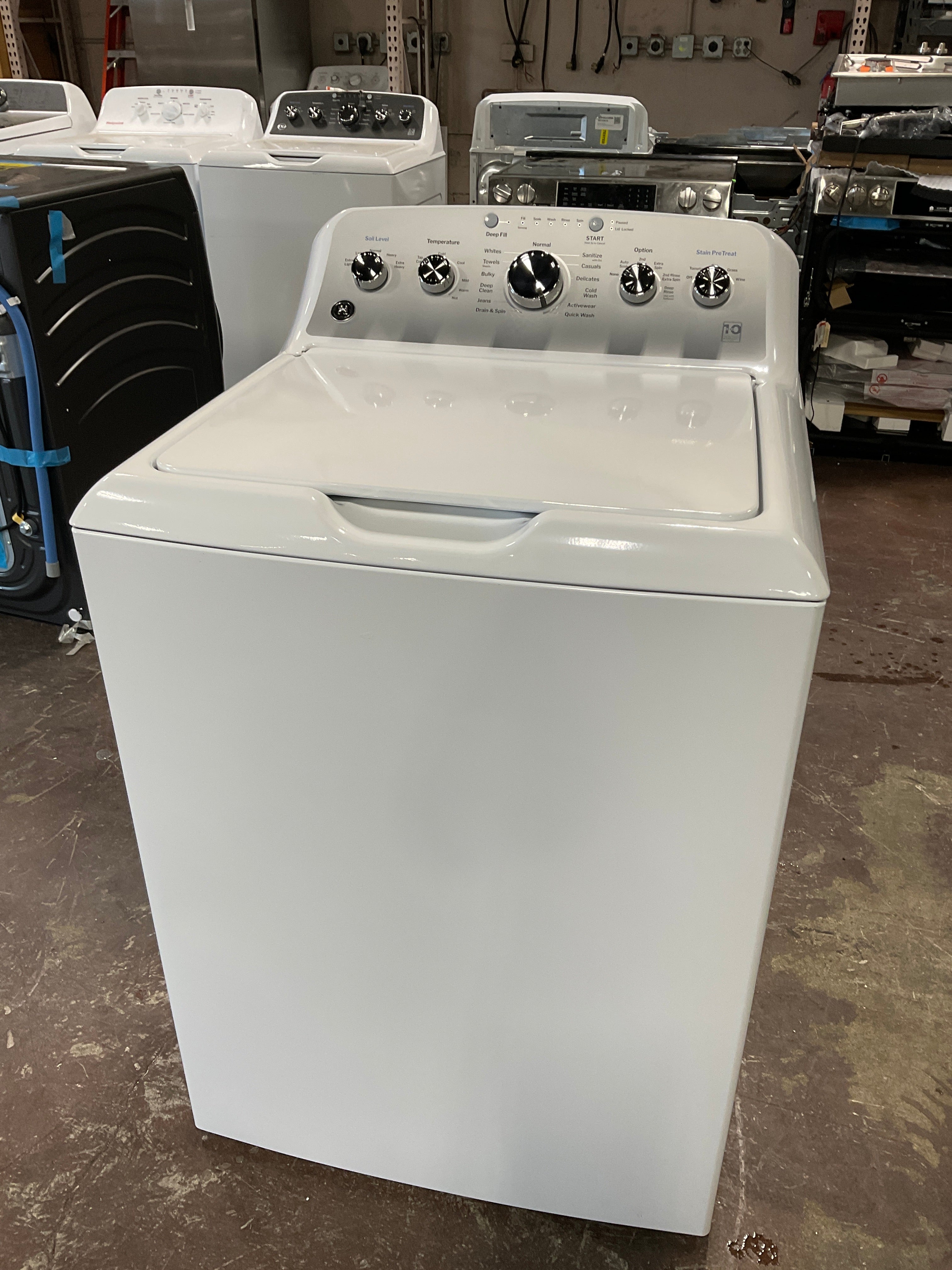 GE GE® ENERGY STAR® 4.6 cu. ft. Capacity Washer with Stainless Steel Basket and Stain PreTreat - Image 7