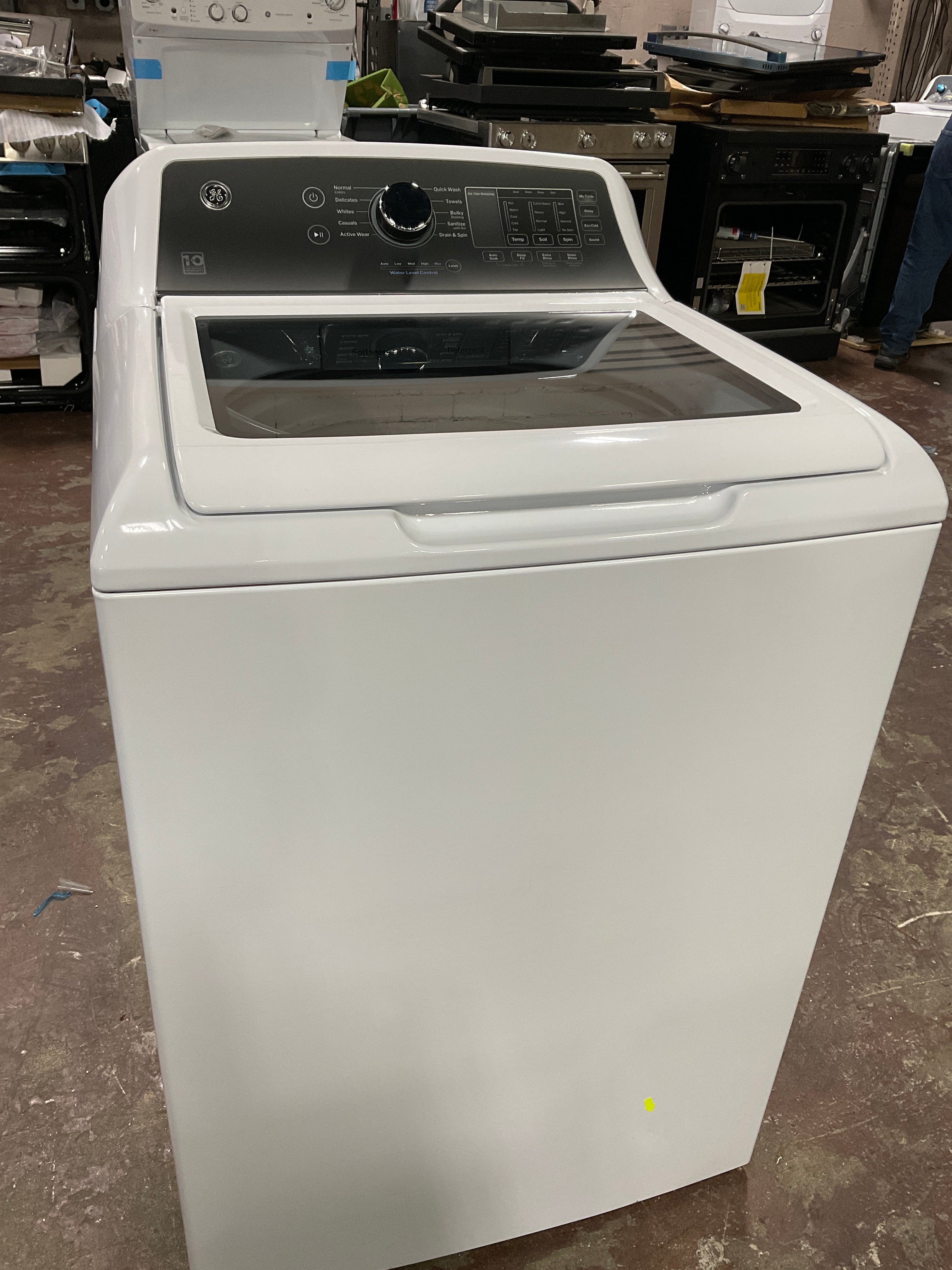 GE GE® 4.5 cu. ft. Capacity Washer with Water Level Control - Image 14