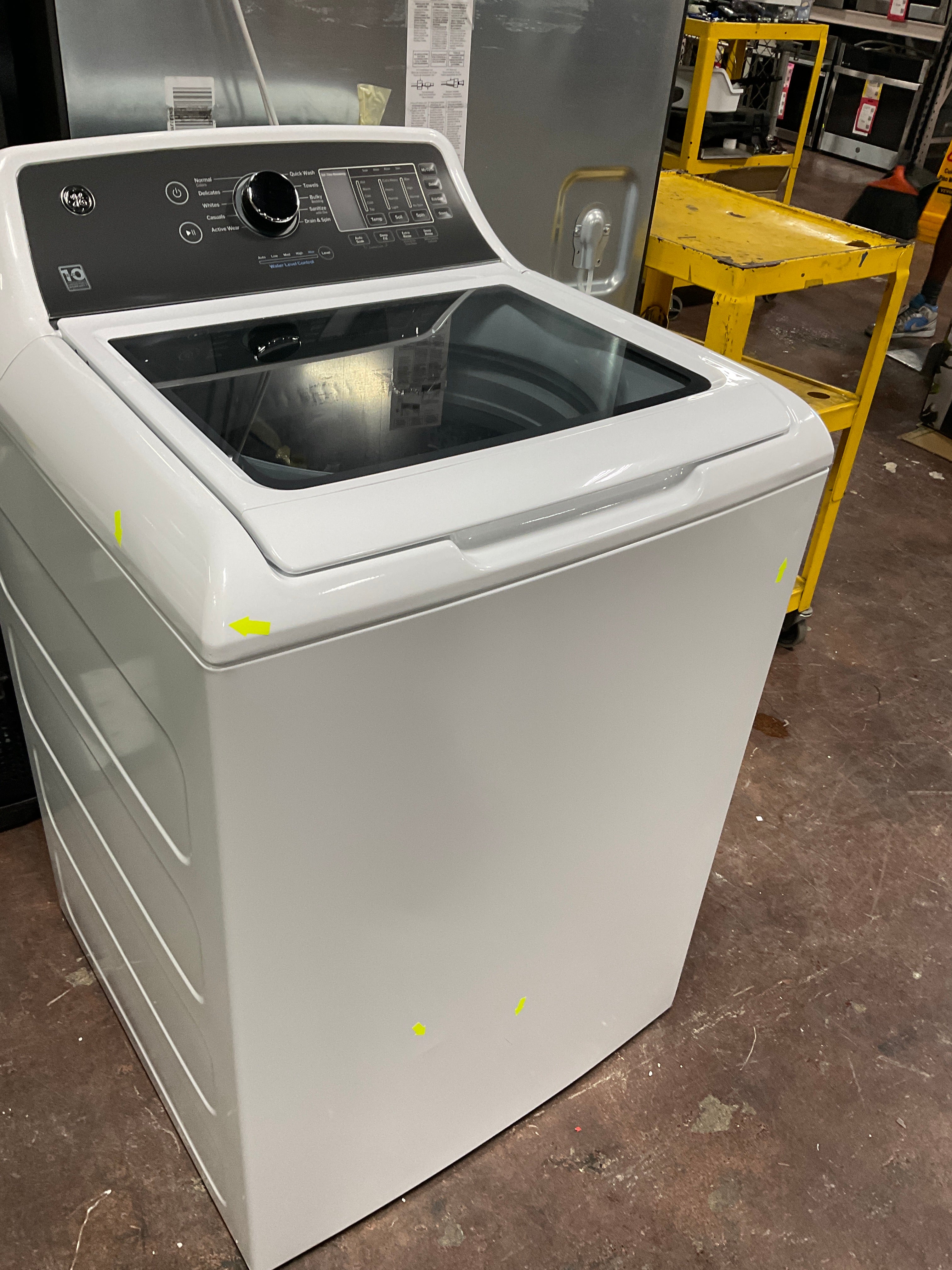 GE GE® 4.5 cu. ft. Capacity Washer with Water Level Control - Image 8