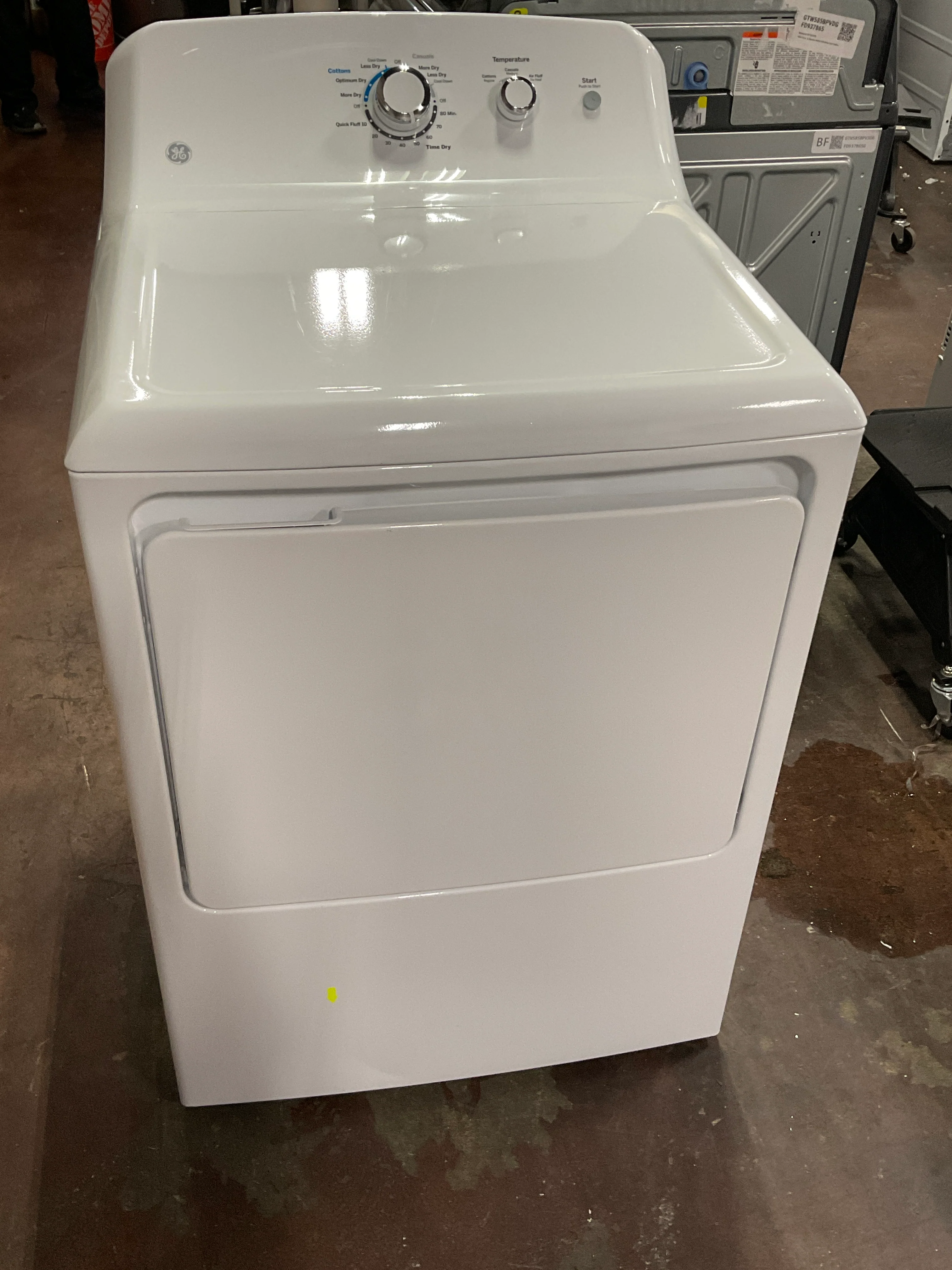GE 6.2 cu. ft. Capacity Electric Dryer with Up To 120 ft. Venting and Shallow Depth - Image 8