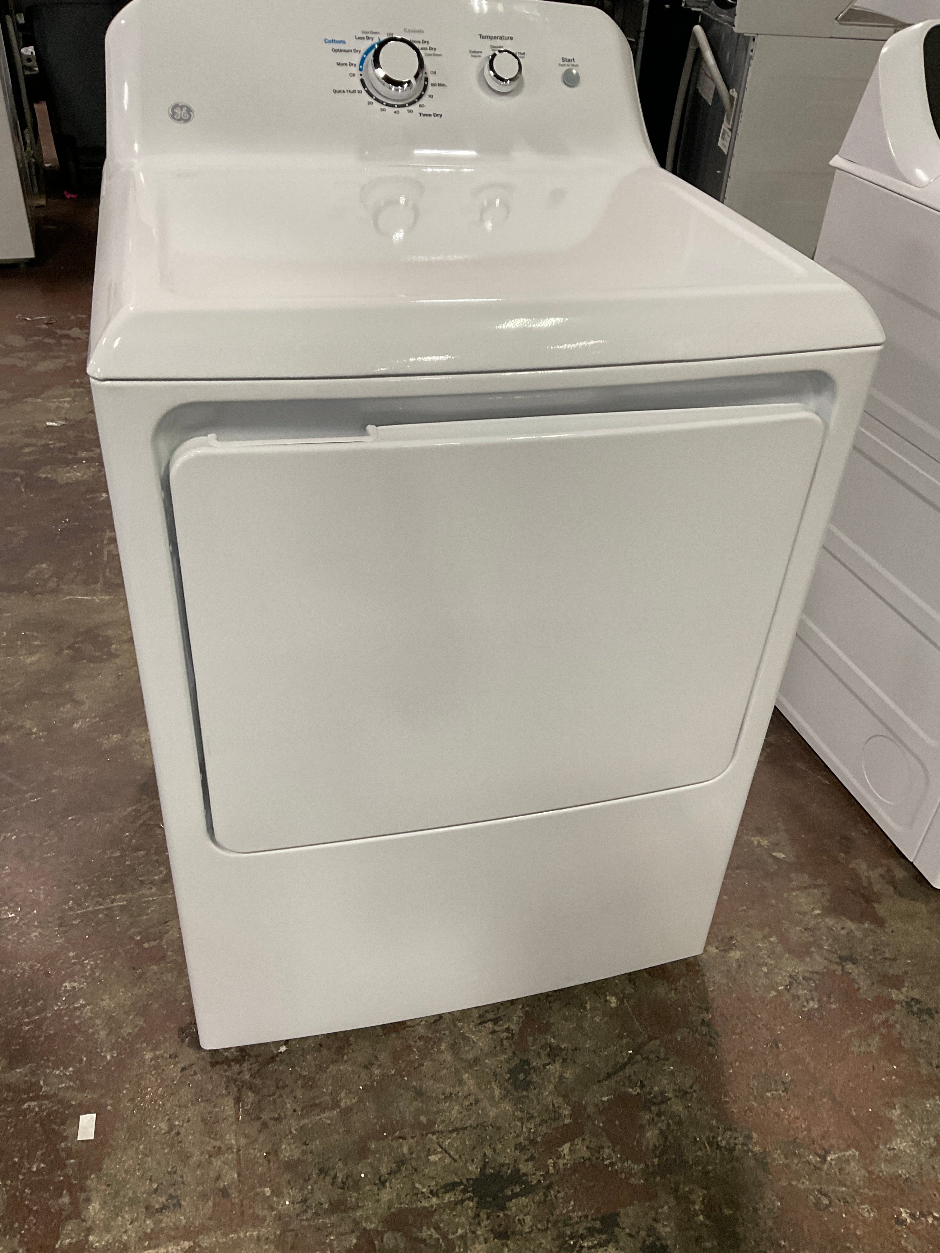GE 6.2 cu. ft. Capacity Electric Dryer with Up To 120 ft. Venting and Shallow Depth - Image 9