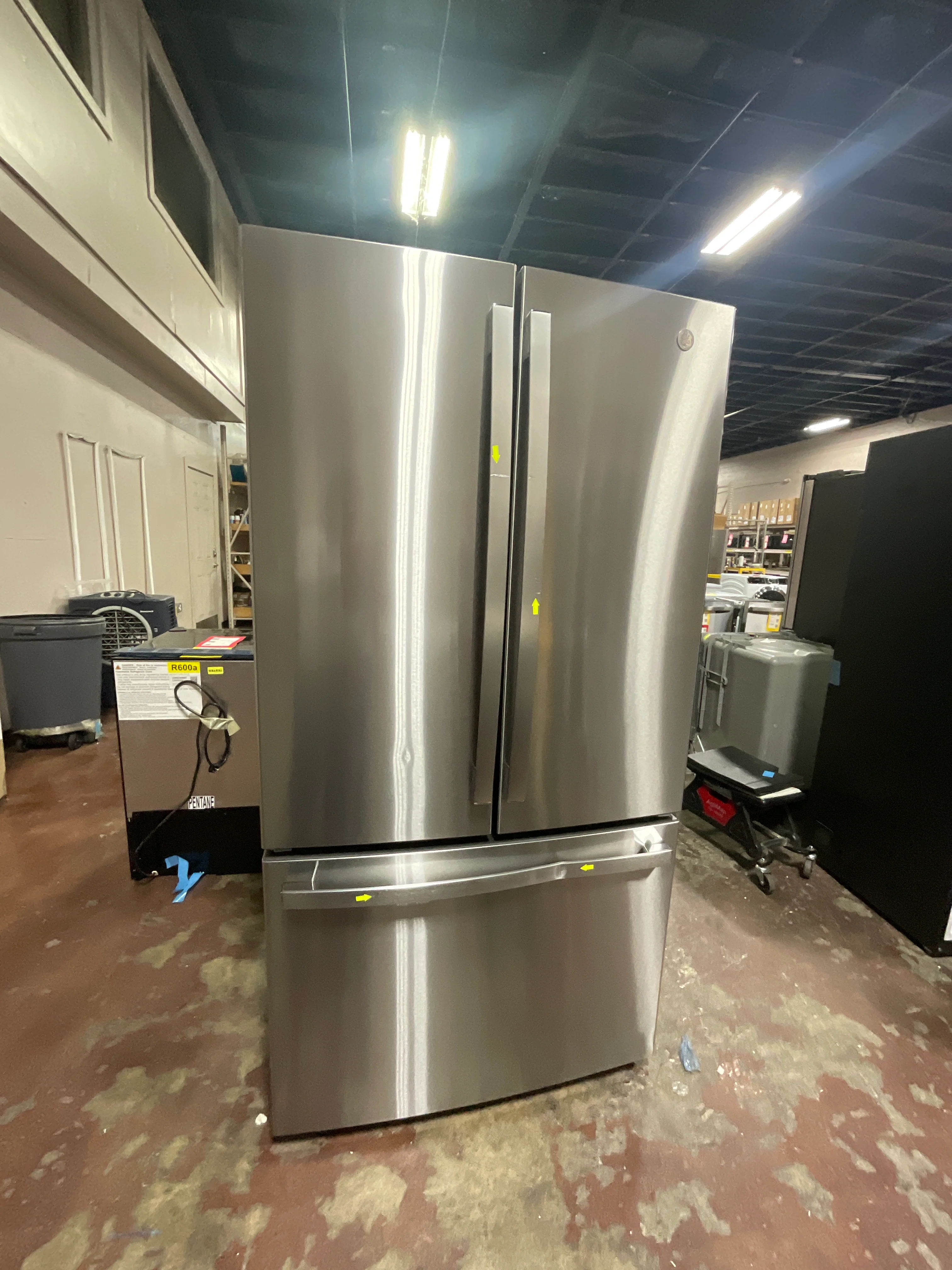 GE GE® ENERGY STAR® 21.9 Cu. Ft. Fingerprint Resistant Counter-Depth French-Door Refrigerator - Image 6