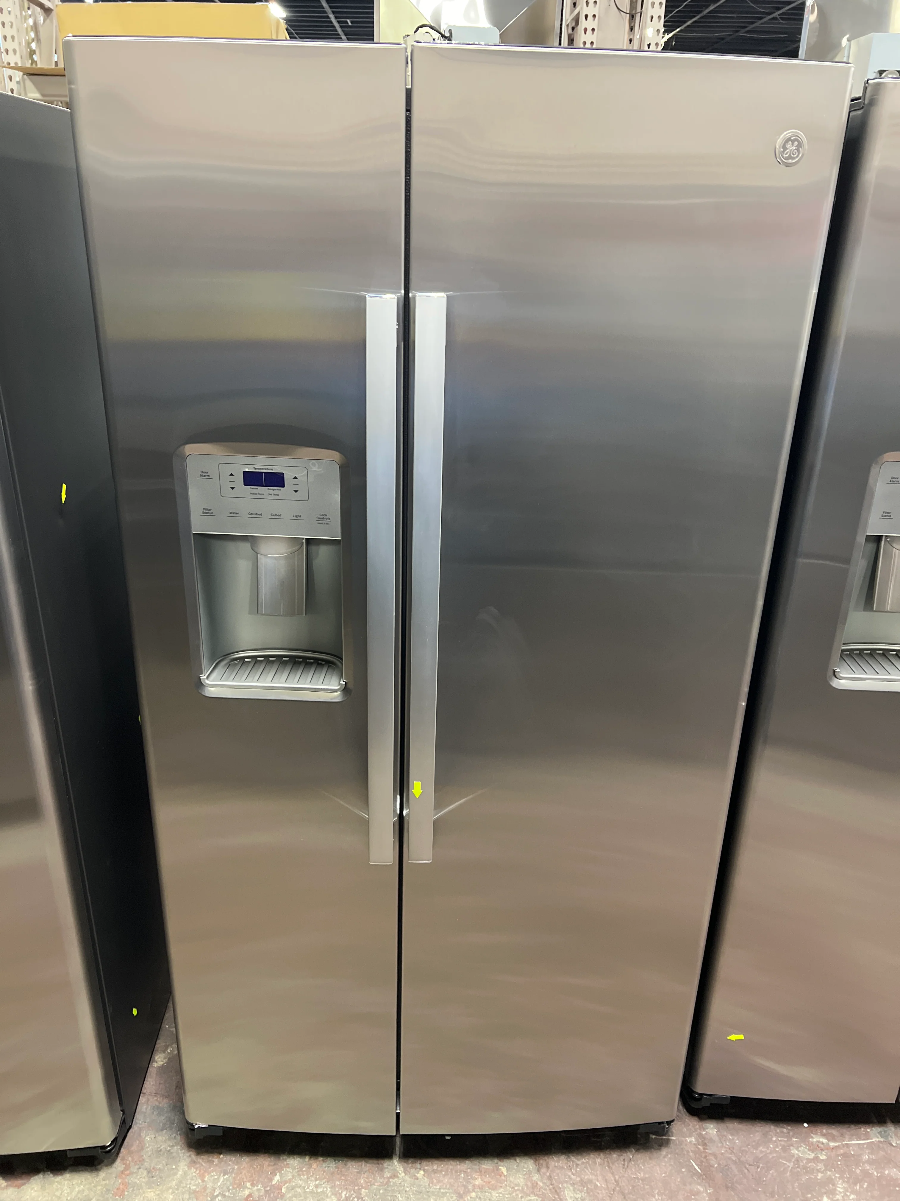 GE 21.8 Cu. Ft. Counter-Depth Fingerprint Resistant Side-By-Side Refrigerator - Image 9