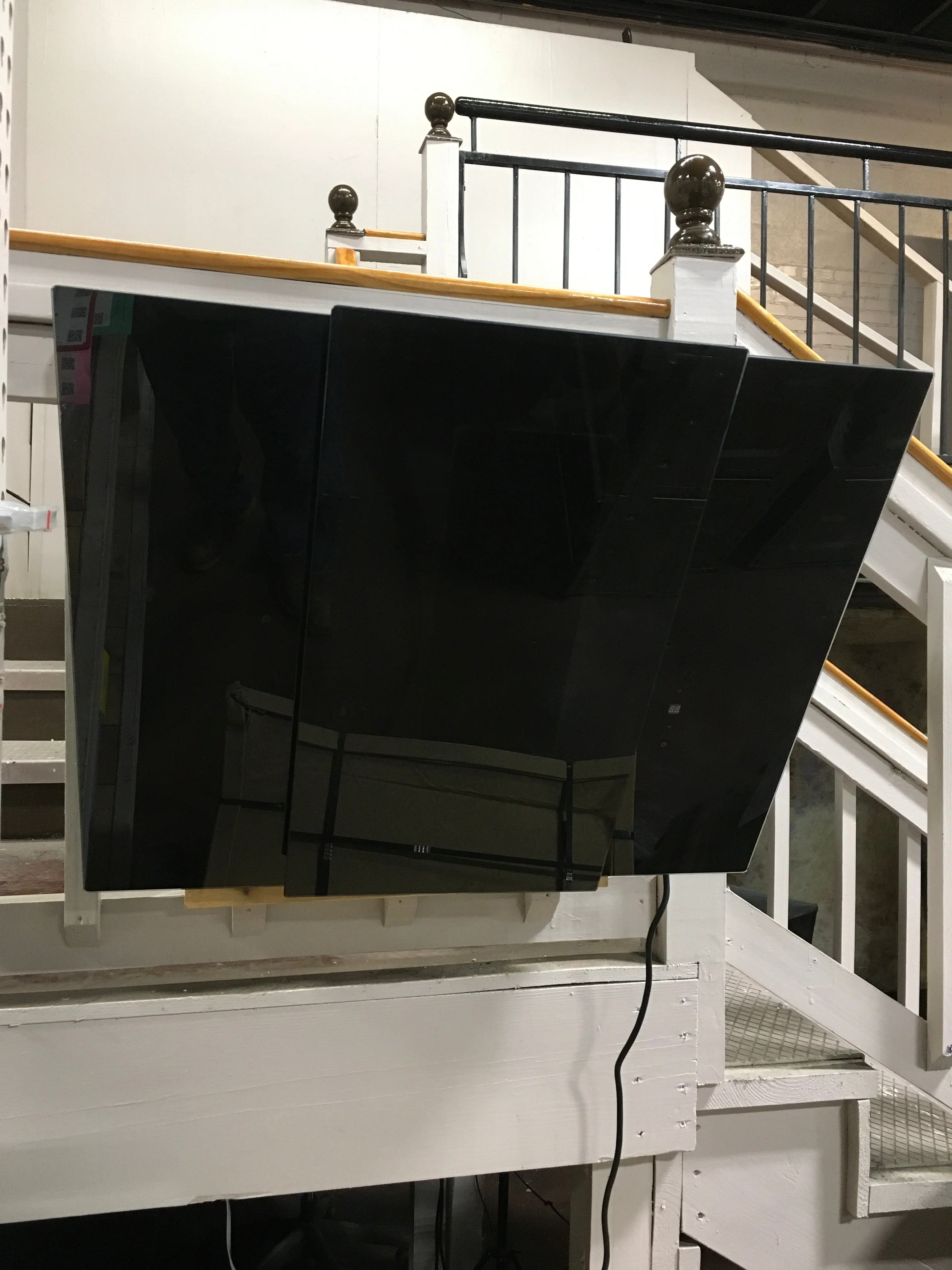 GE 30" Slanted Chimney Vent - Image 4