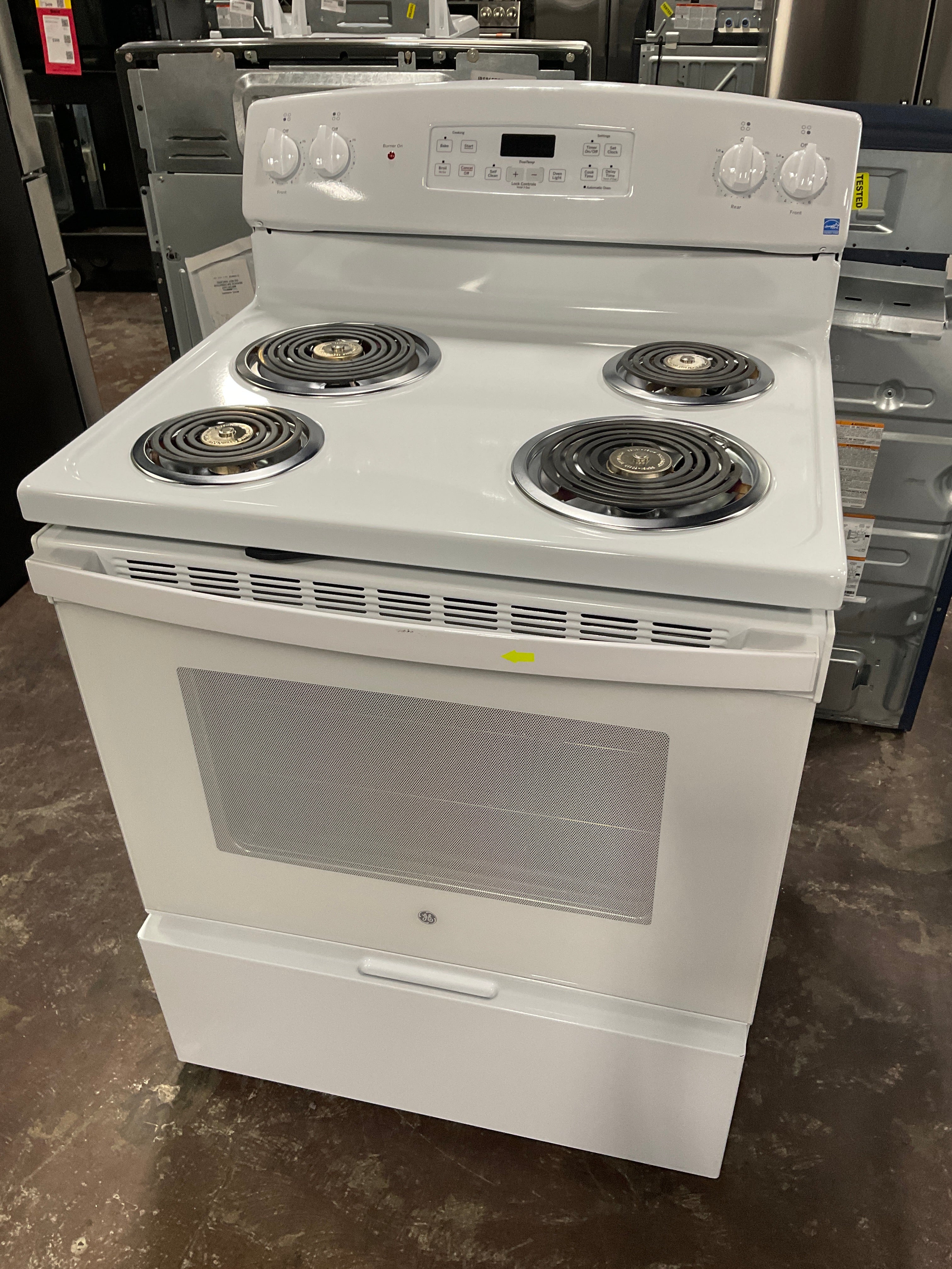 GE GE® ENERGY STAR® 30" Free-Standing Self-Clean Electric Range - Image 6