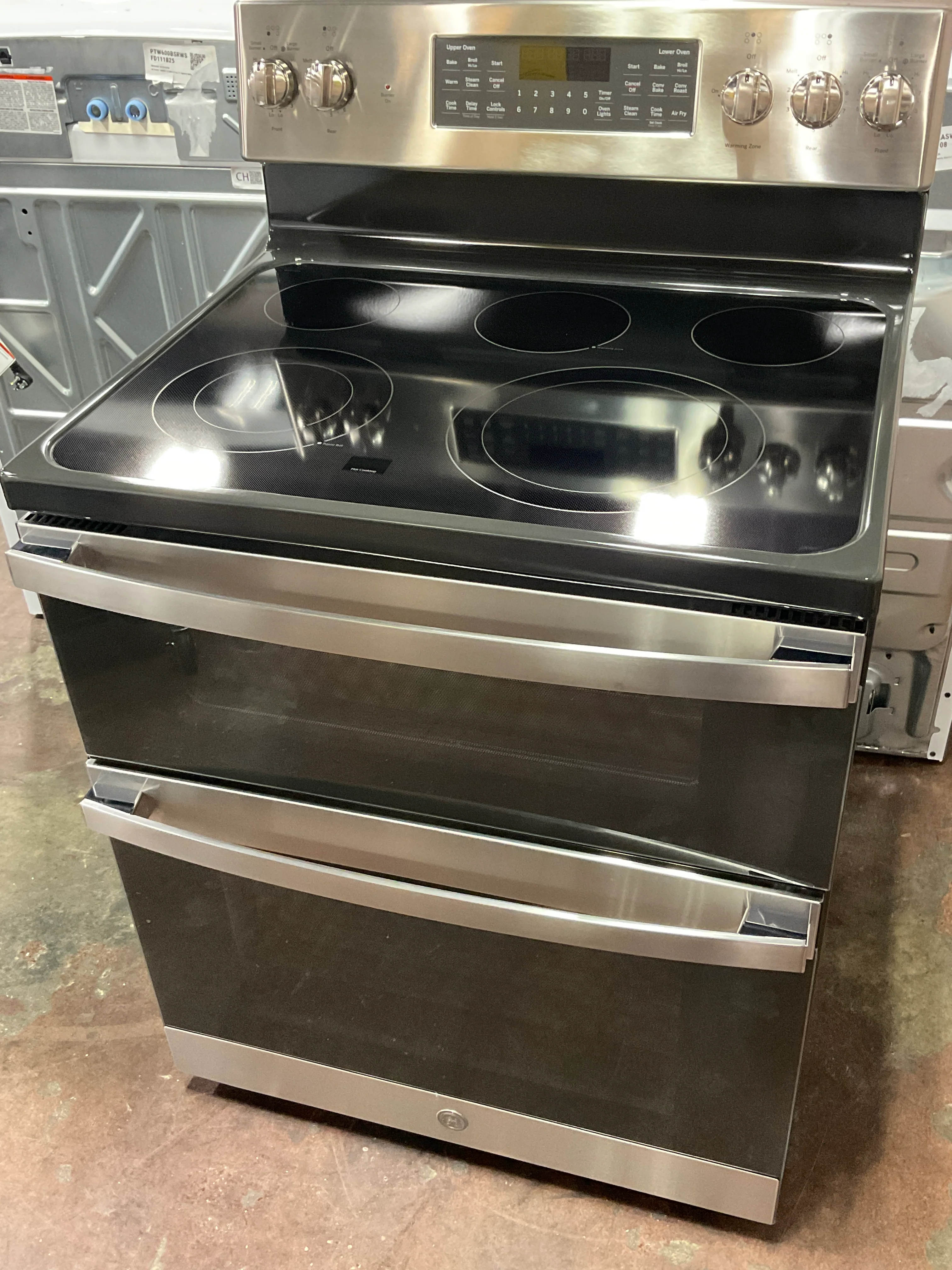 GE 30" Free-Standing Electric Double Oven Convection Range - Image 12