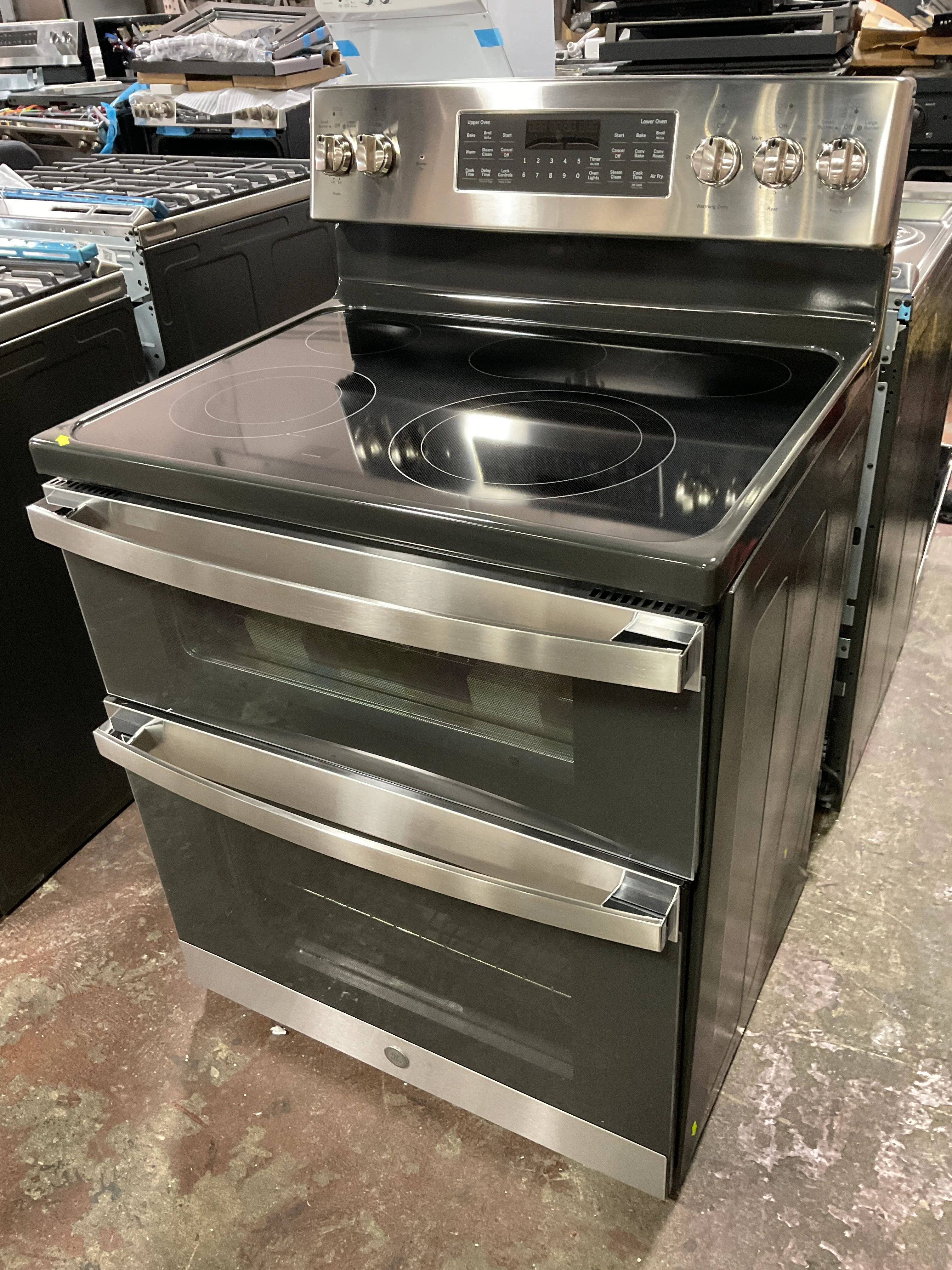 GE 30" Free-Standing Electric Double Oven Convection Range - Image 14