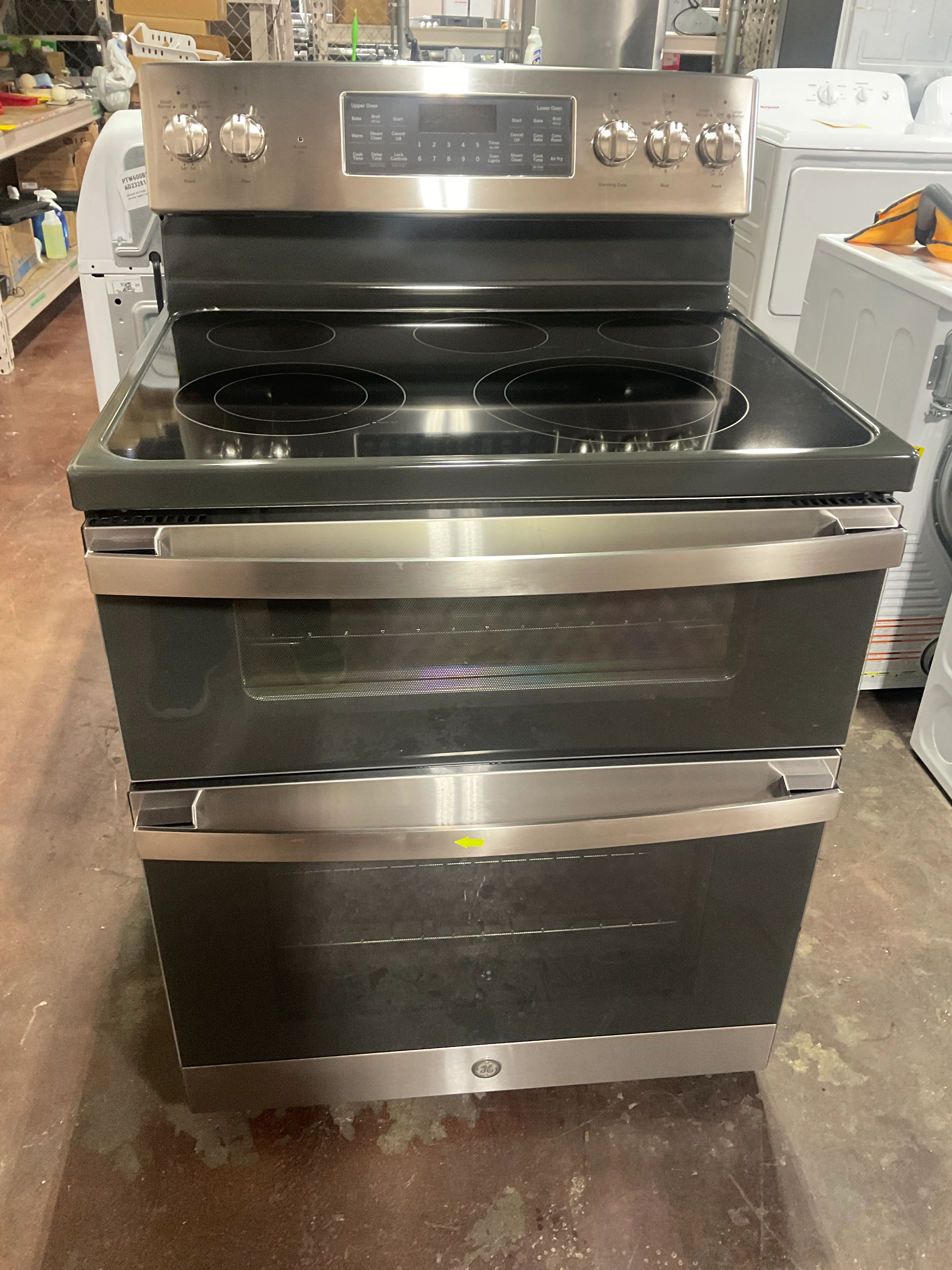 GE 30" Free-Standing Electric Double Oven Convection Range - Image 7