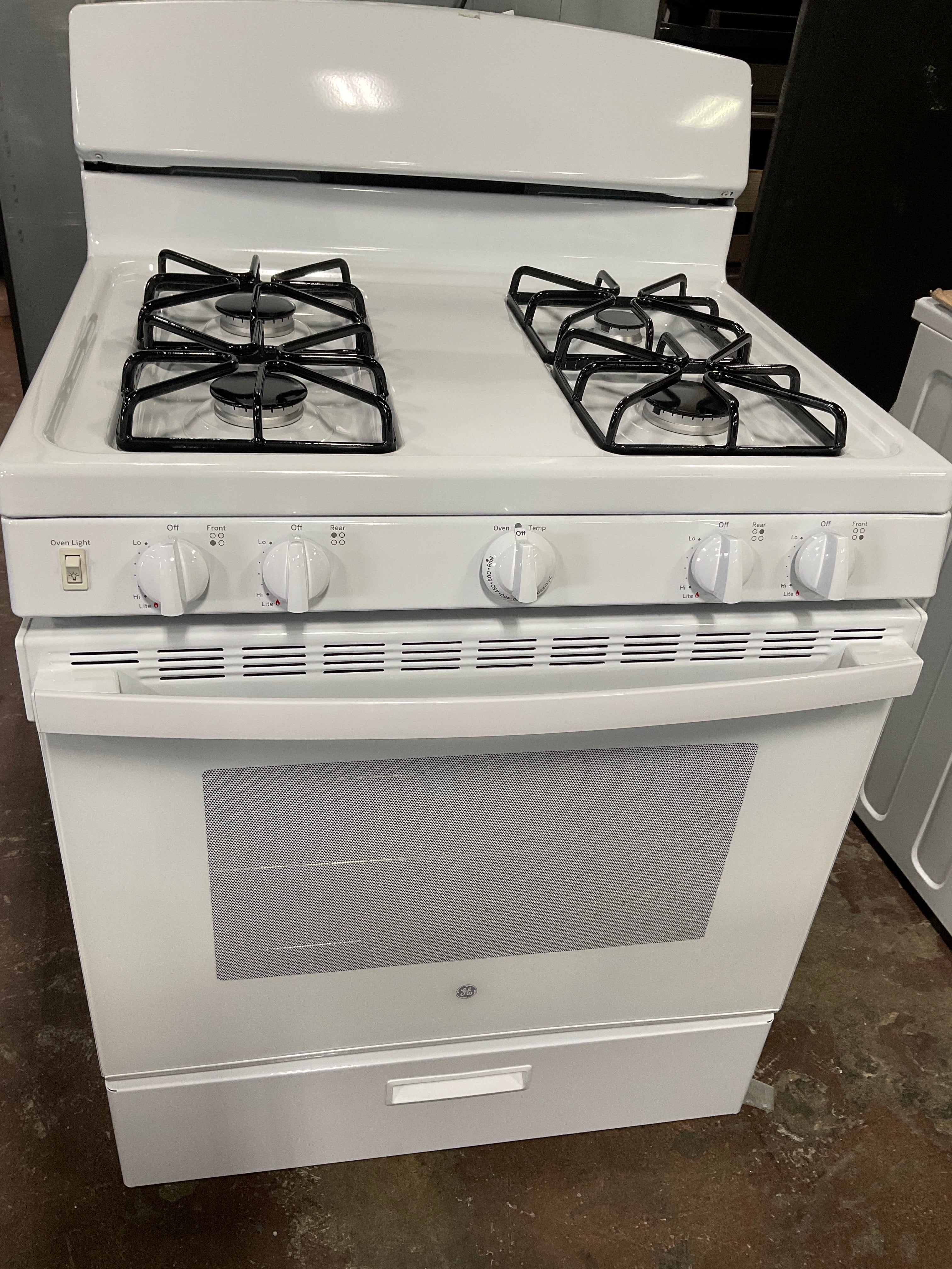 GE® 30" Free-Standing Gas Range - Image 6