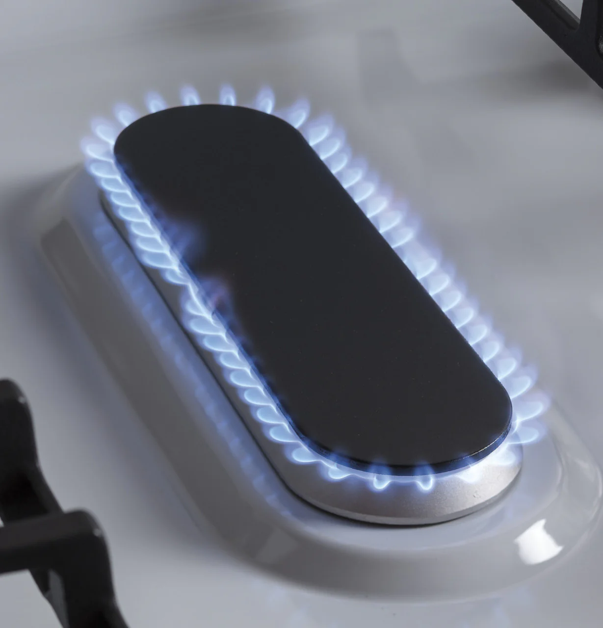 GE GE® 30" Free-Standing Gas Range - Image 3