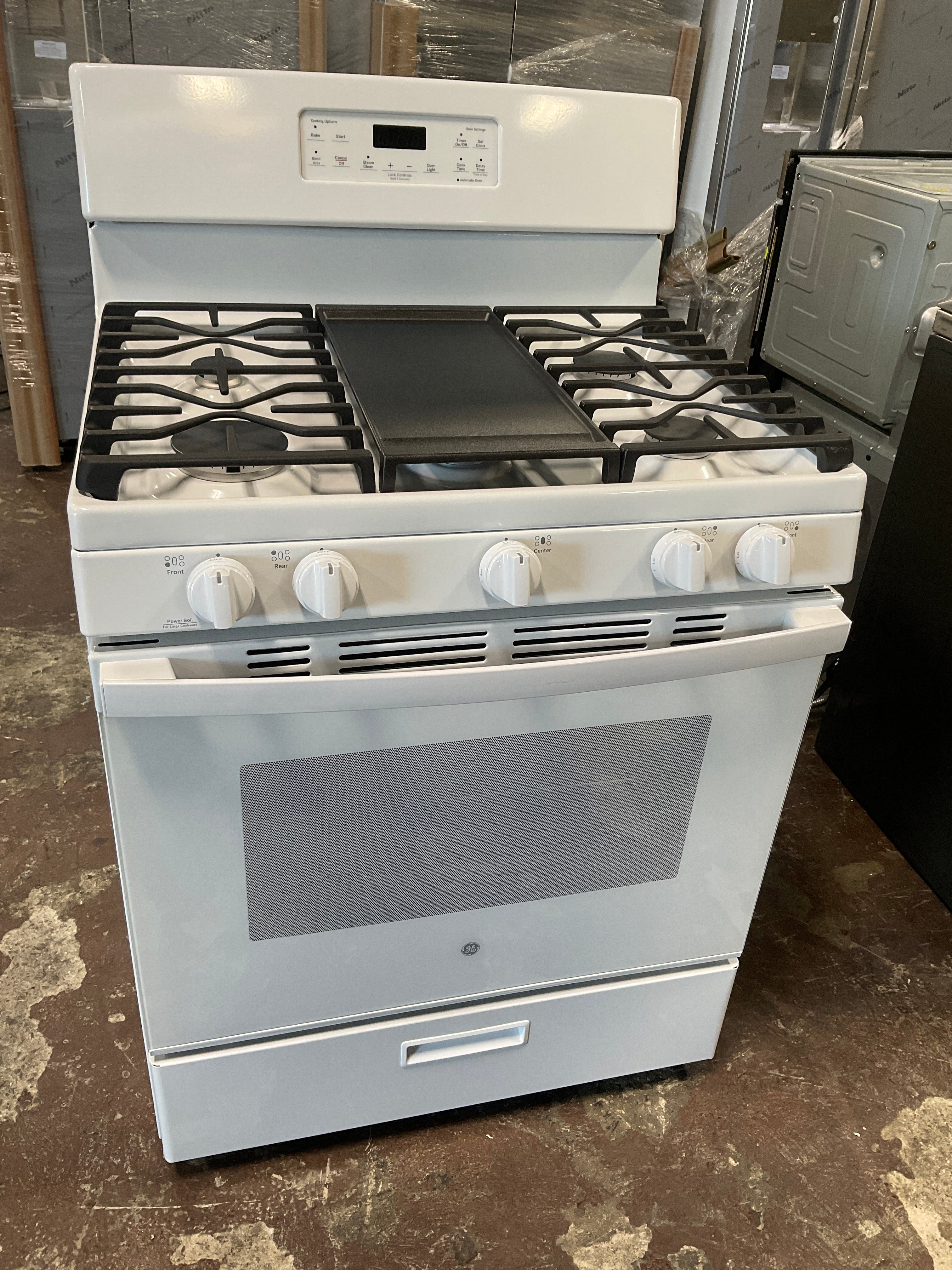 GE GE® 30" Free-Standing Gas Range - Image 7