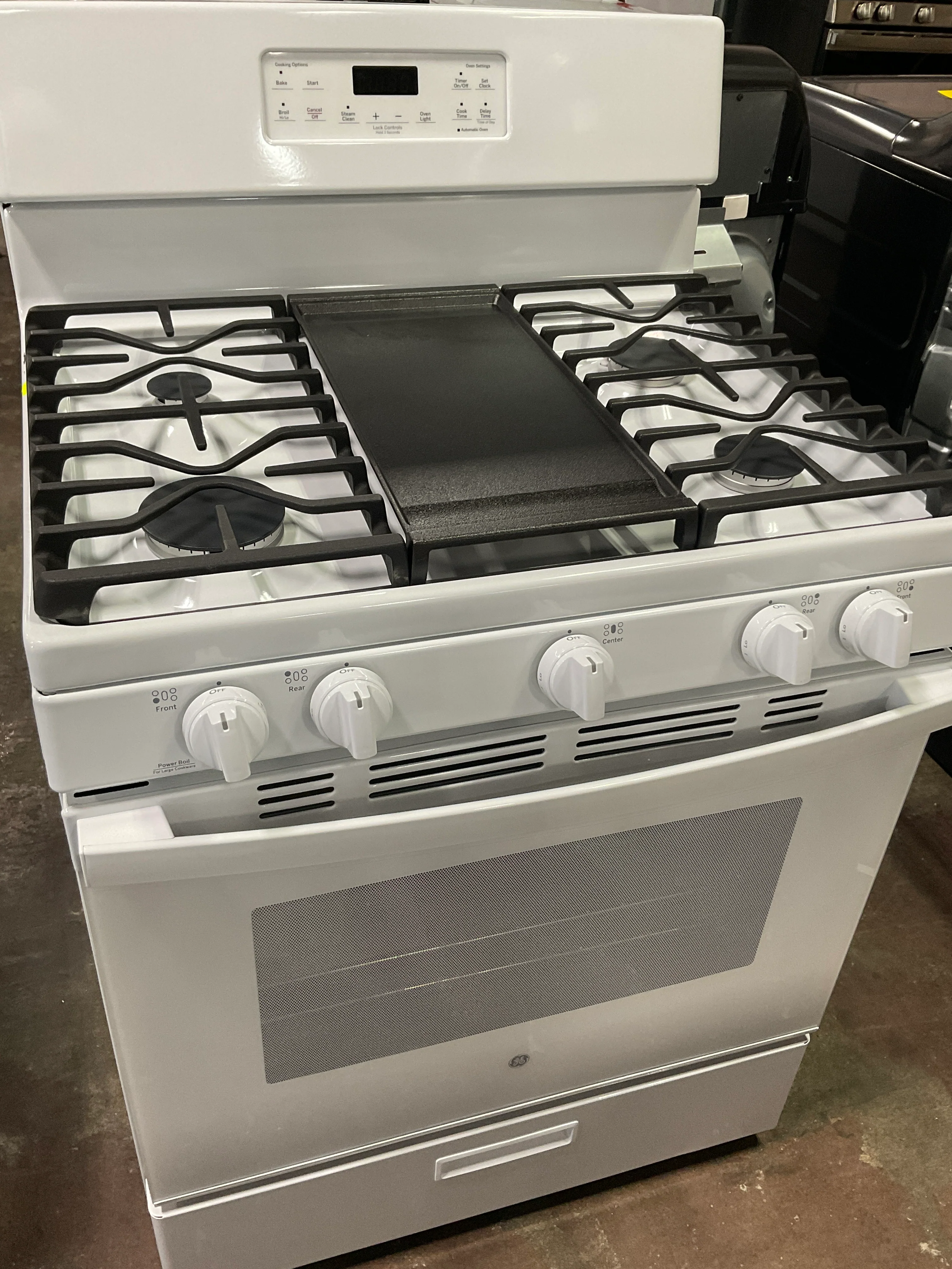 GE GE® 30" Free-Standing Gas Range - Image 8