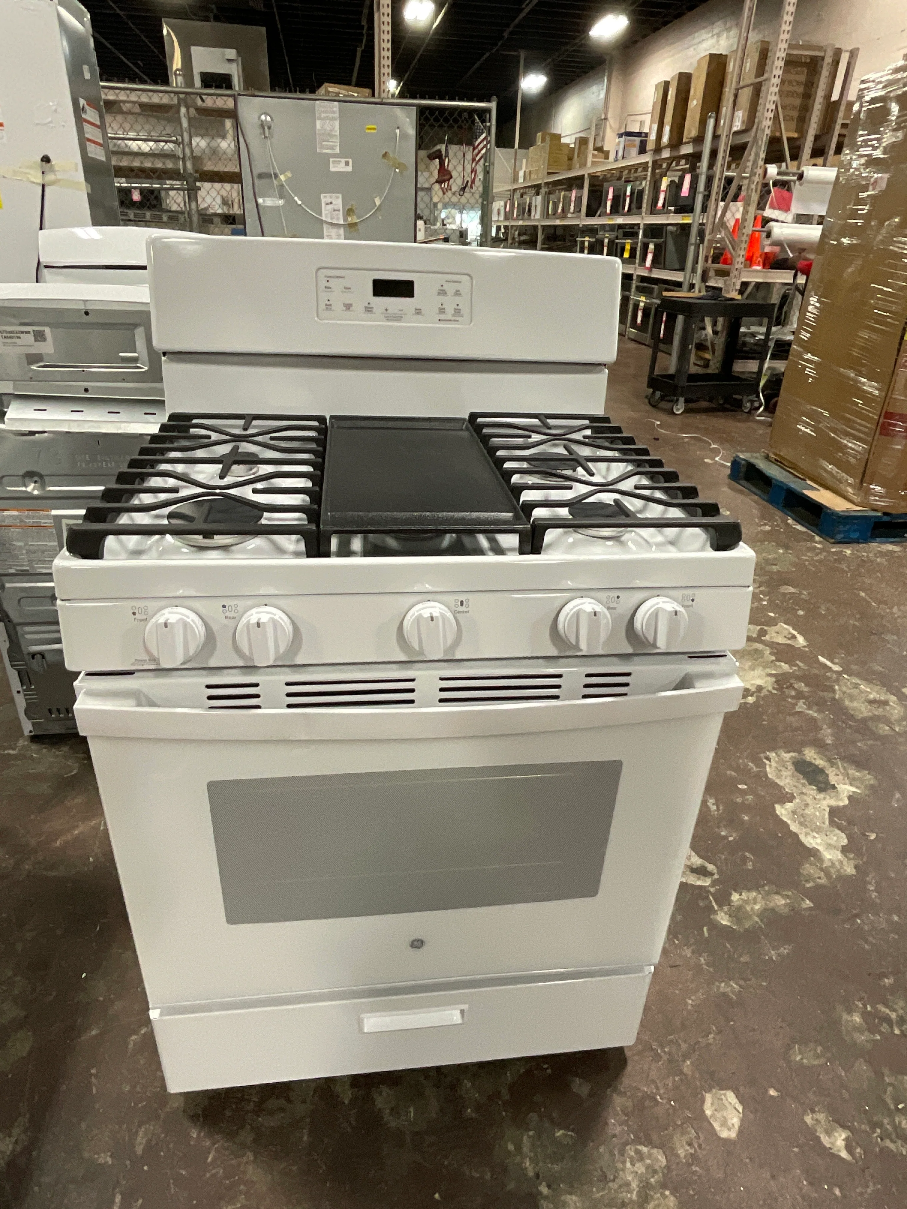 GE GE® 30" Free-Standing Gas Range - Image 9