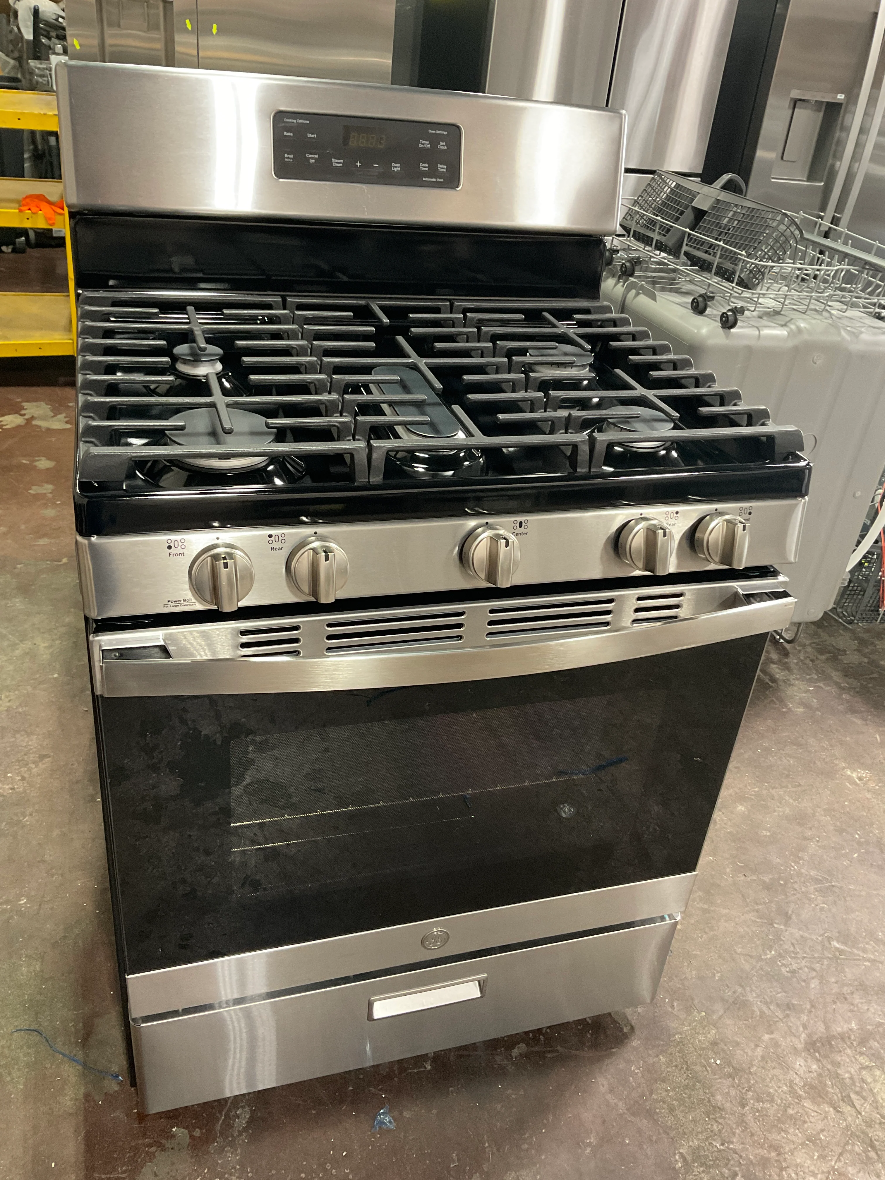 GE® 30" Free-Standing Gas Range - Image 10