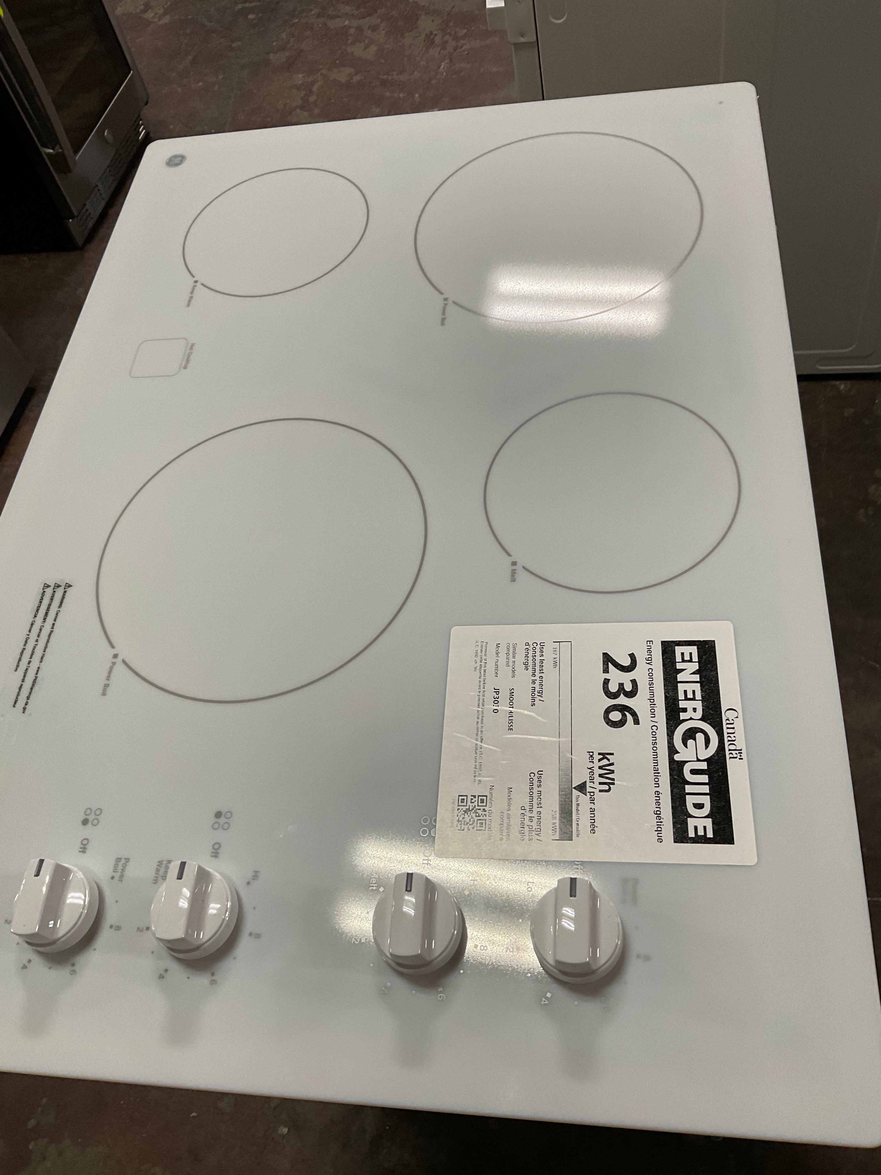 GE® 30" Built-In Knob Control Electric Cooktop - Image 6
