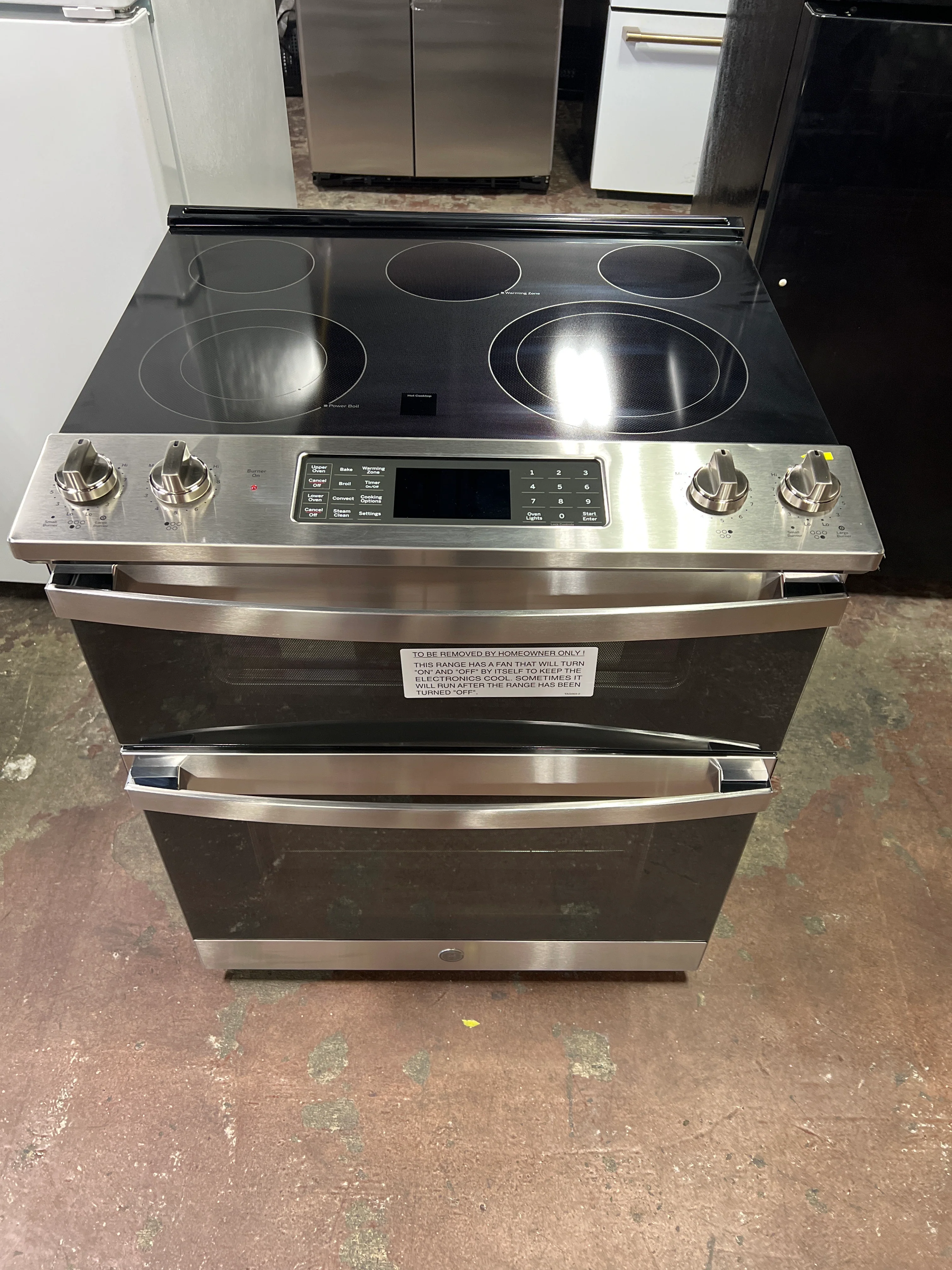 GE 30" Slide-In Electric Convection Double Oven Range - Image 6