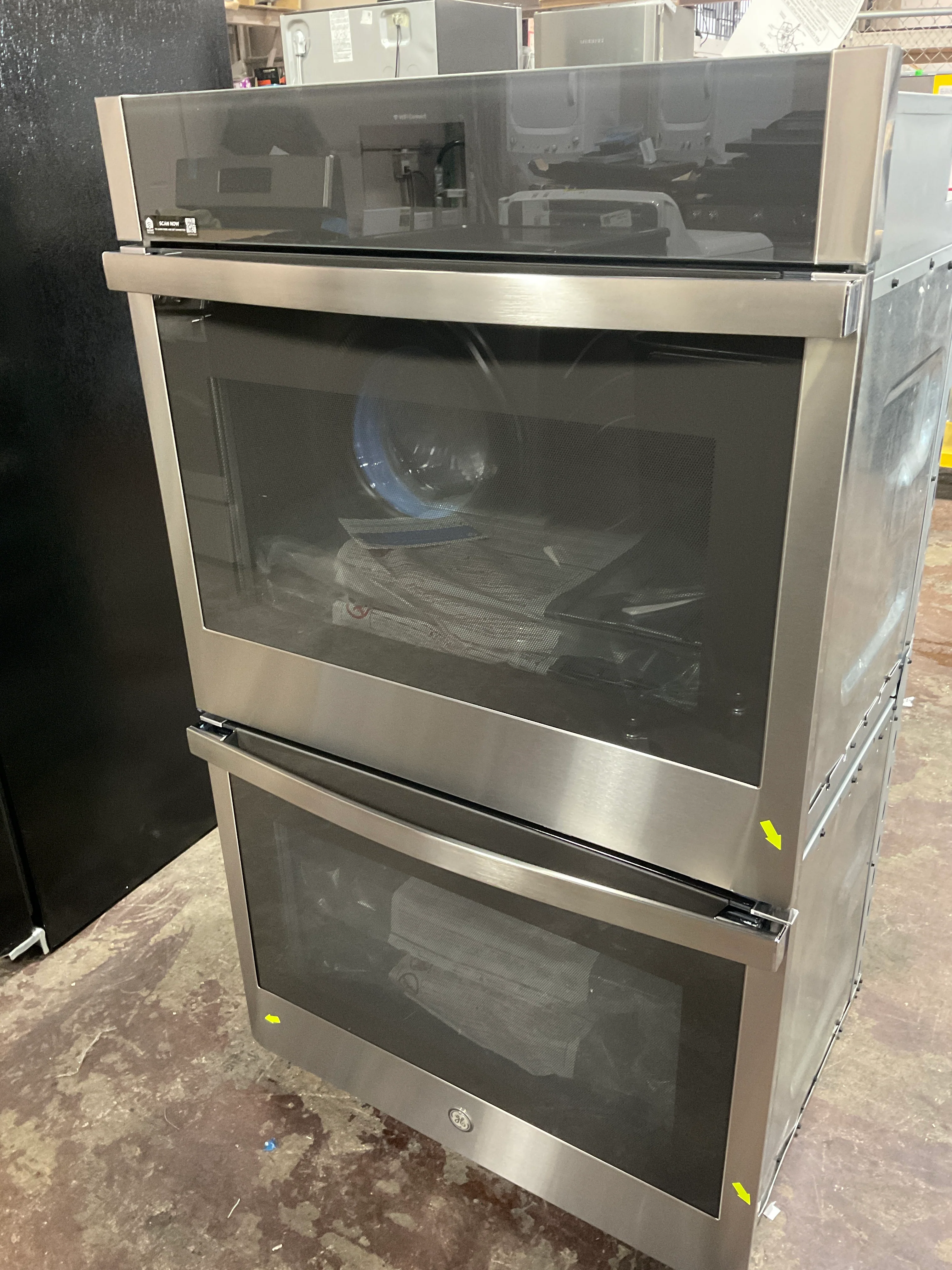 GE GE® 30" Smart Built-In Self-Clean Convection Double Wall Oven with No Preheat Air Fry - Image 3