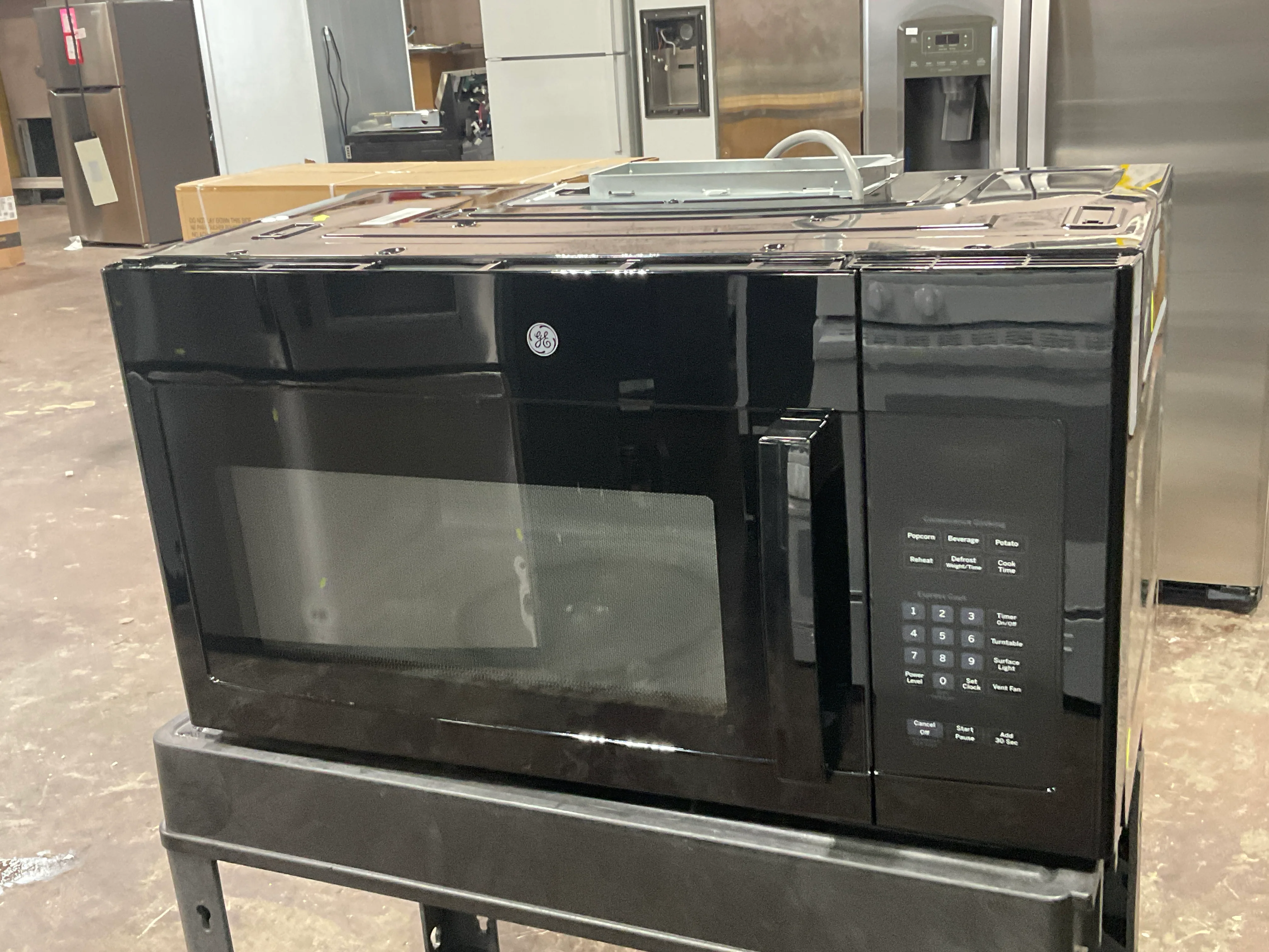 GE® 1.6 Cu. Ft. Over-the-Range Microwave Oven - Image 6