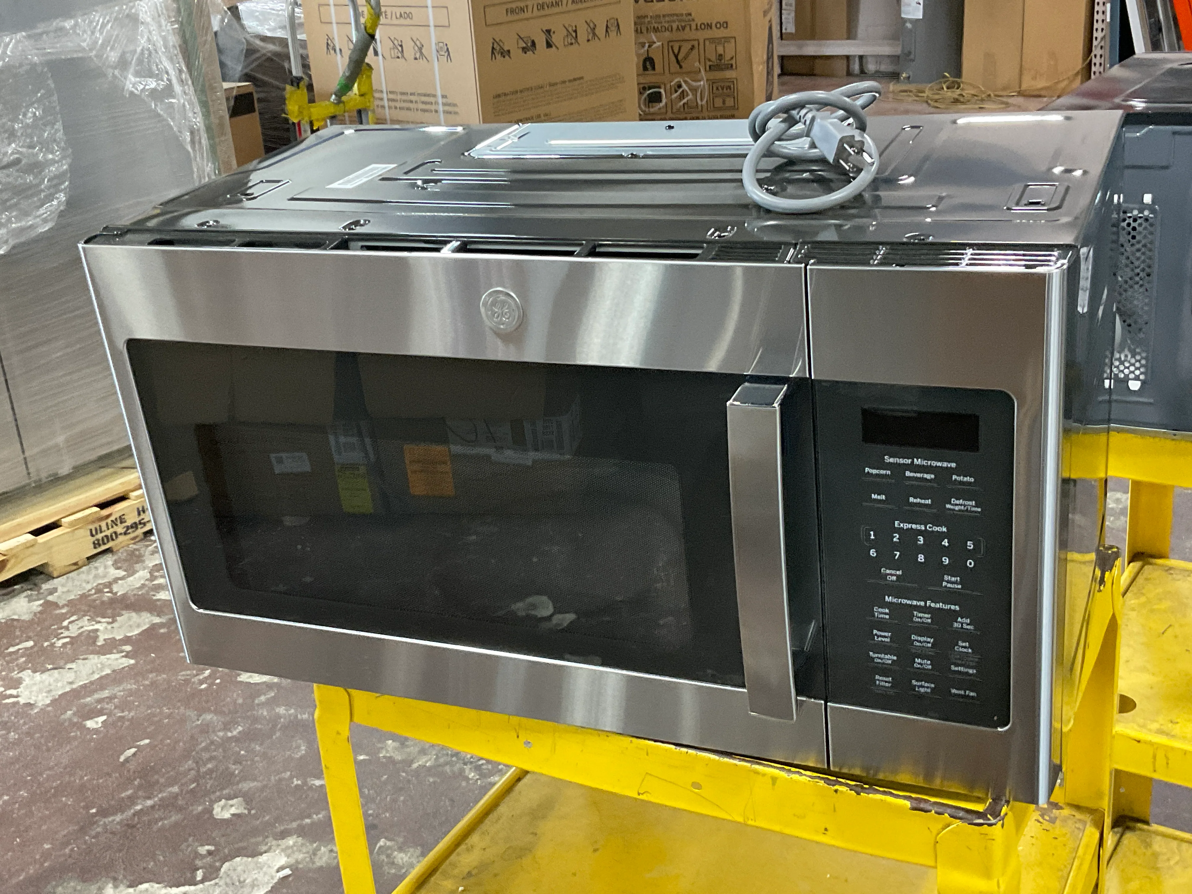 GE® 1.7 Cu. Ft. Over-the-Range Sensor Microwave Oven - Image 6