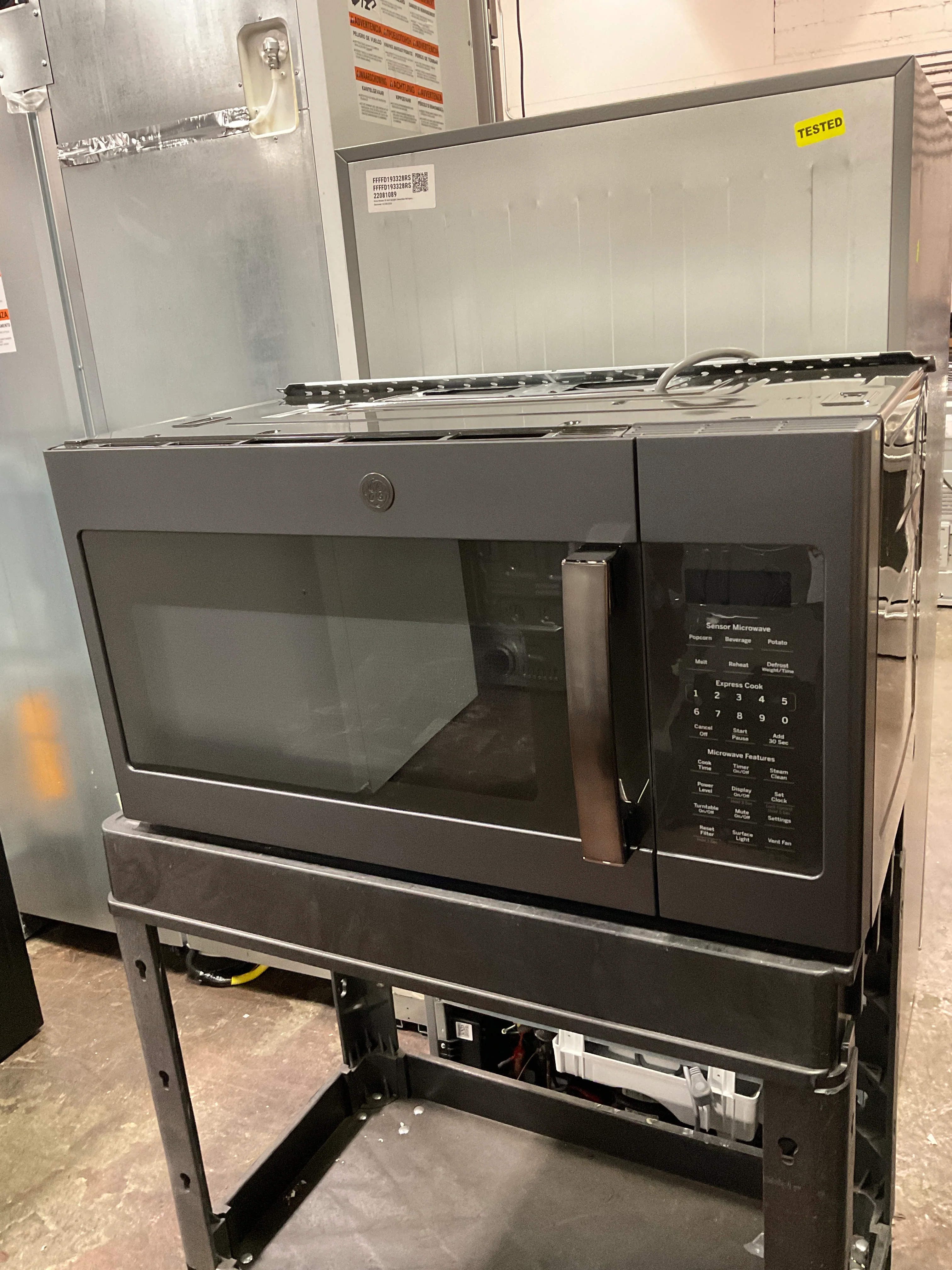 GE® 1.9 Cu. Ft. Over-the-Range Sensor Microwave Oven - Image 6