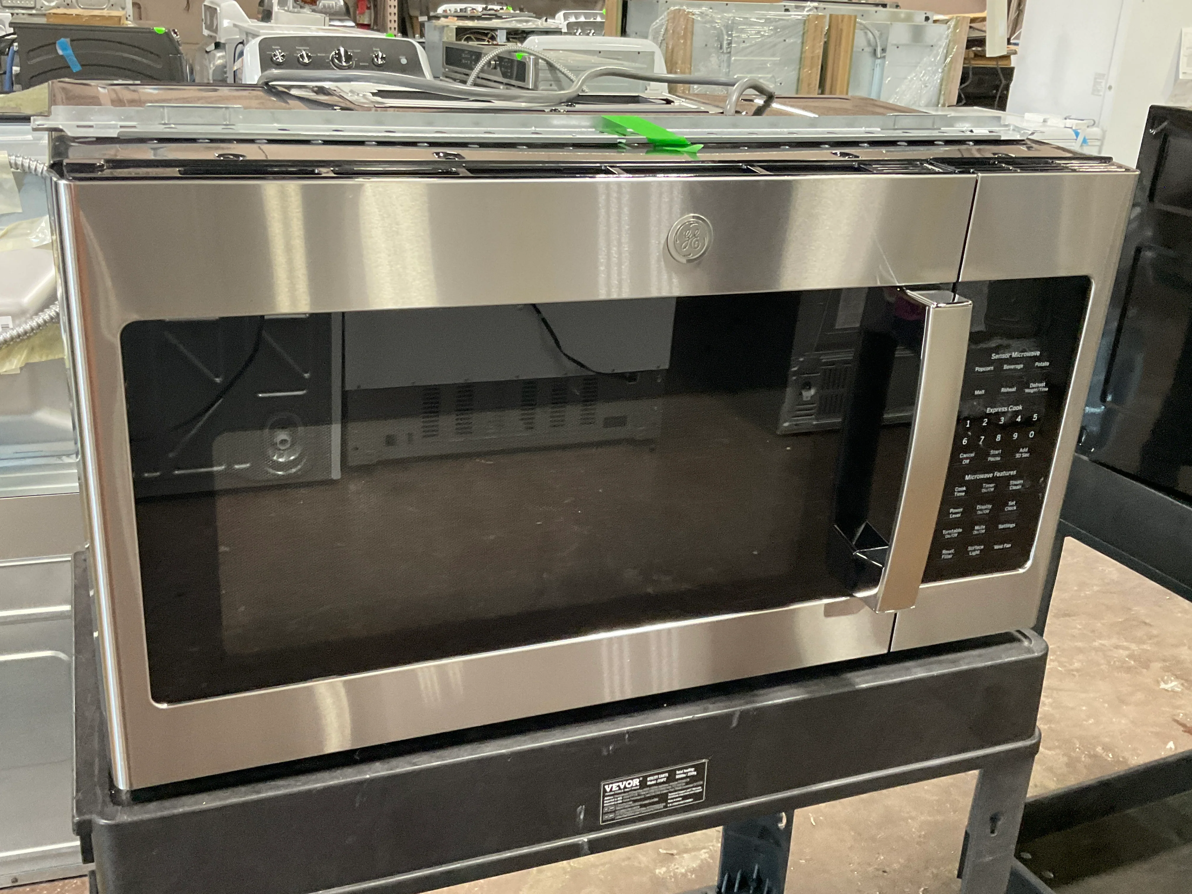 GE® 1.9 Cu. Ft. Over-the-Range Sensor Microwave Oven - Image 7