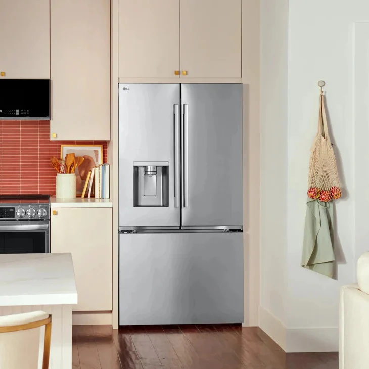 LG Counter-Depth MAX™ with Zero Clearance™ 3-Door French Door Refrigerator with Thin Door Design - Image 6