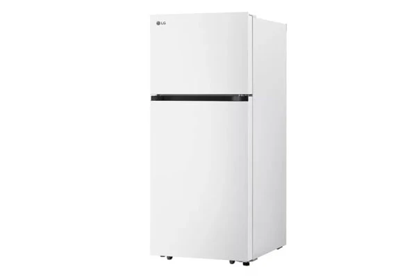 LG 18 cu. ft. Garage Ready Top Freezer refrigerator - Image 3