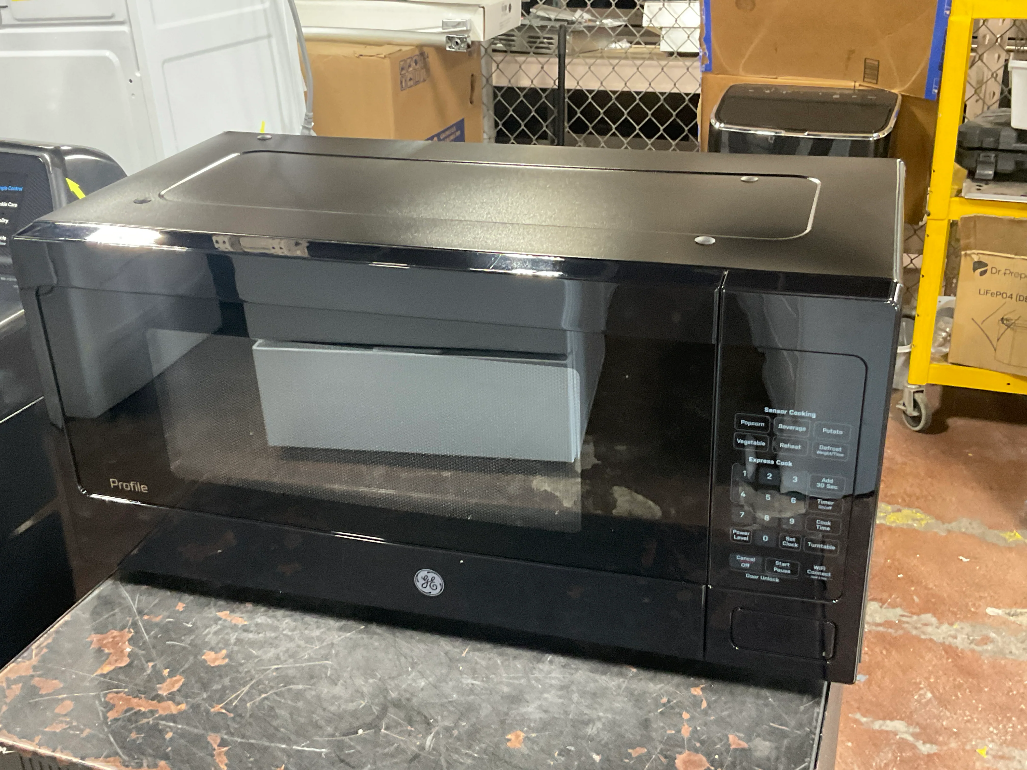 GE Profile™ 1.1 Cu. Ft. Countertop Microwave Oven - Image 6