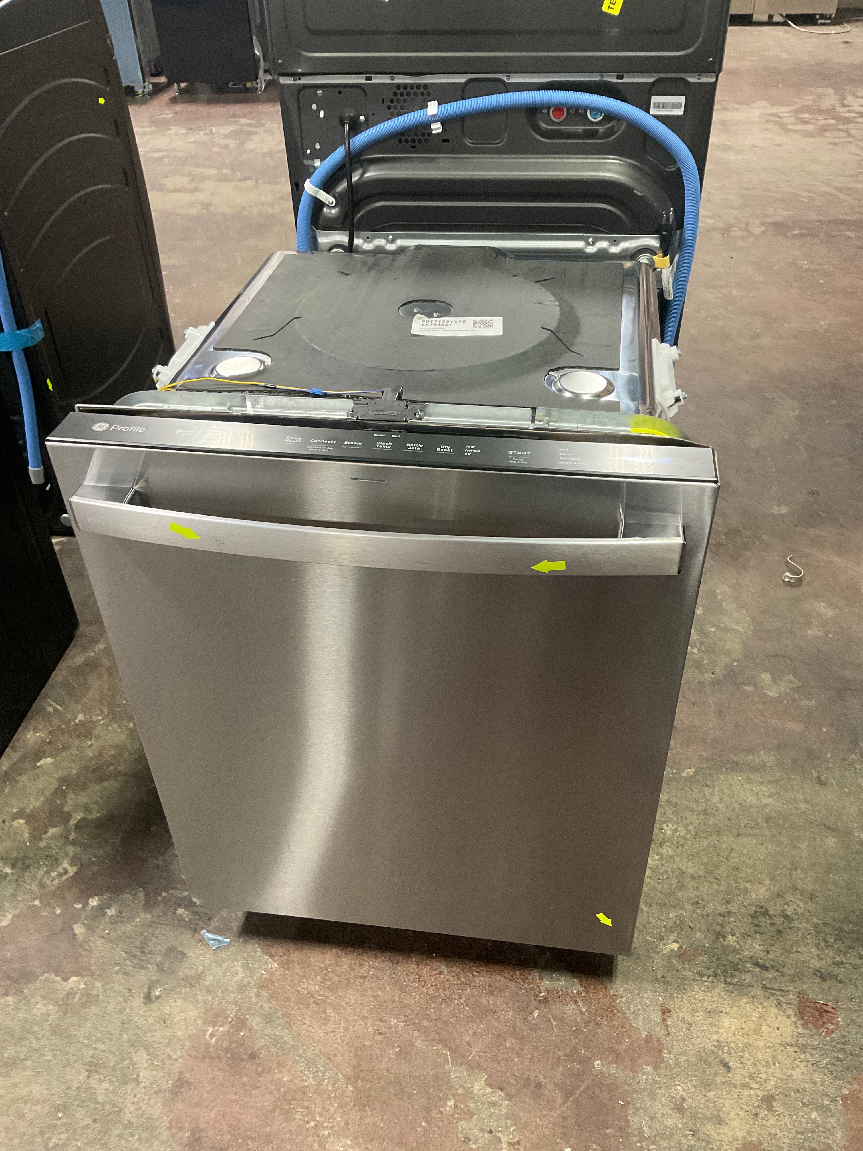 GE Profile™ ENERGY STAR® Fingerprint Resistant Top Control Stainless Interior Dishwasher with Microban™ Antimicrobial Technology - Image 6