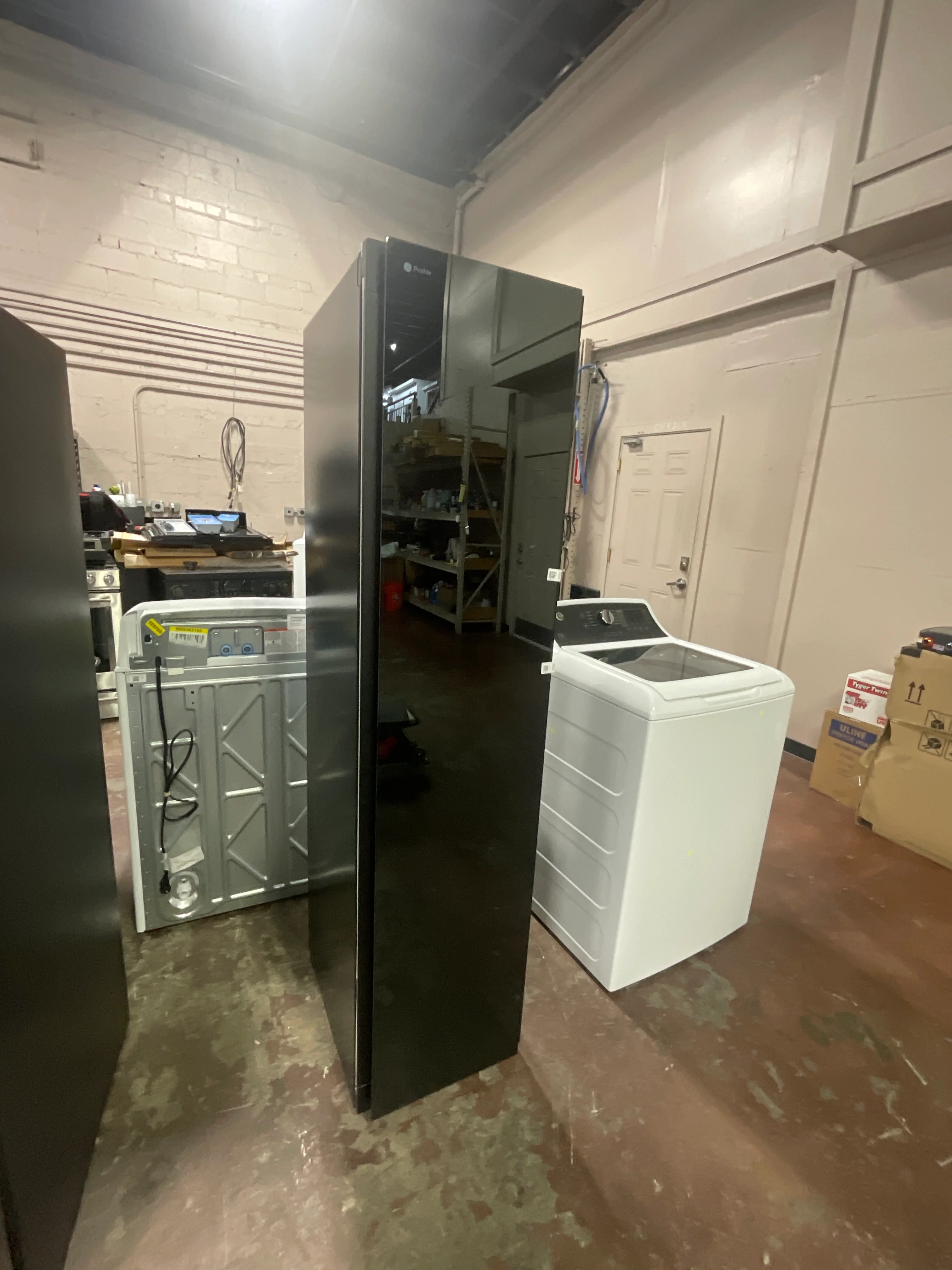 GE Profile™ Steam Closet with Fabric Refresh - Image 7