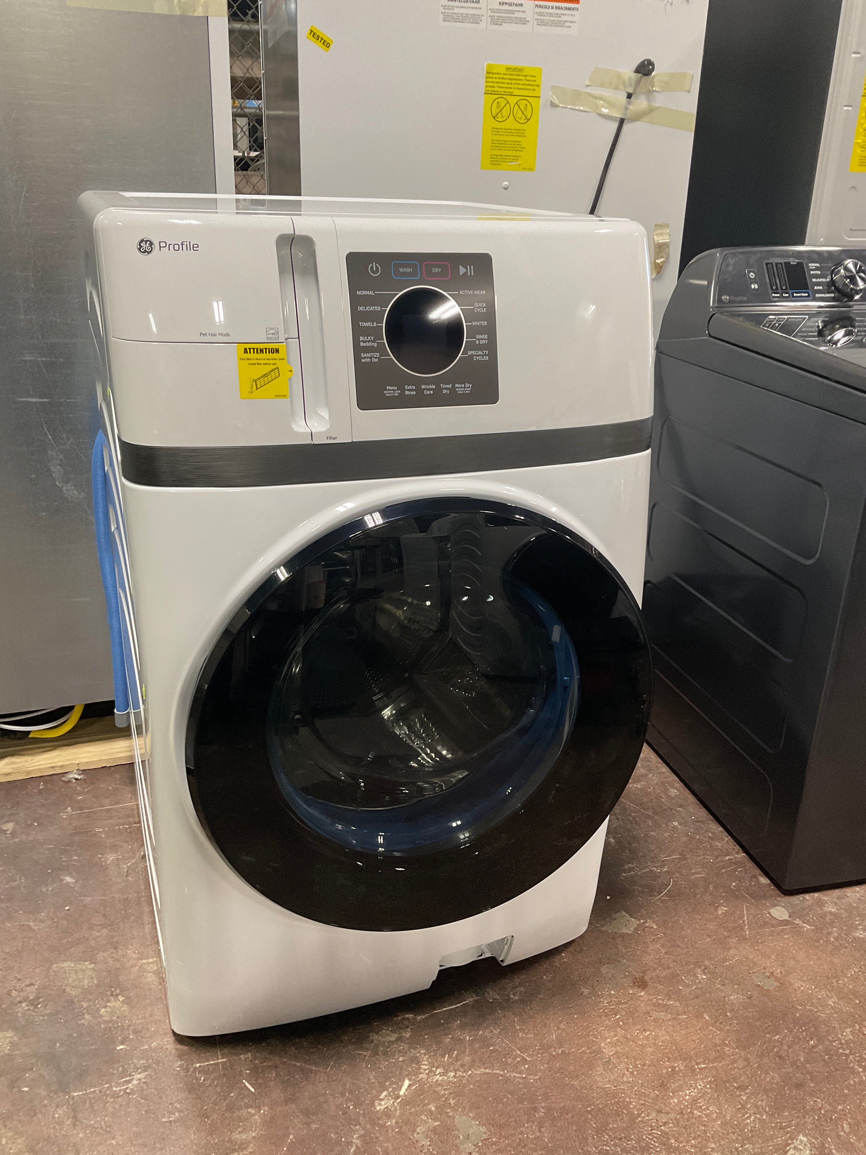 GE Profile™ ENERGY STAR® 4.6 cu. ft. Capacity UltraFast Combo with Ventless Inverter Heat Pump Technology Washer/Dryer - Image 7
