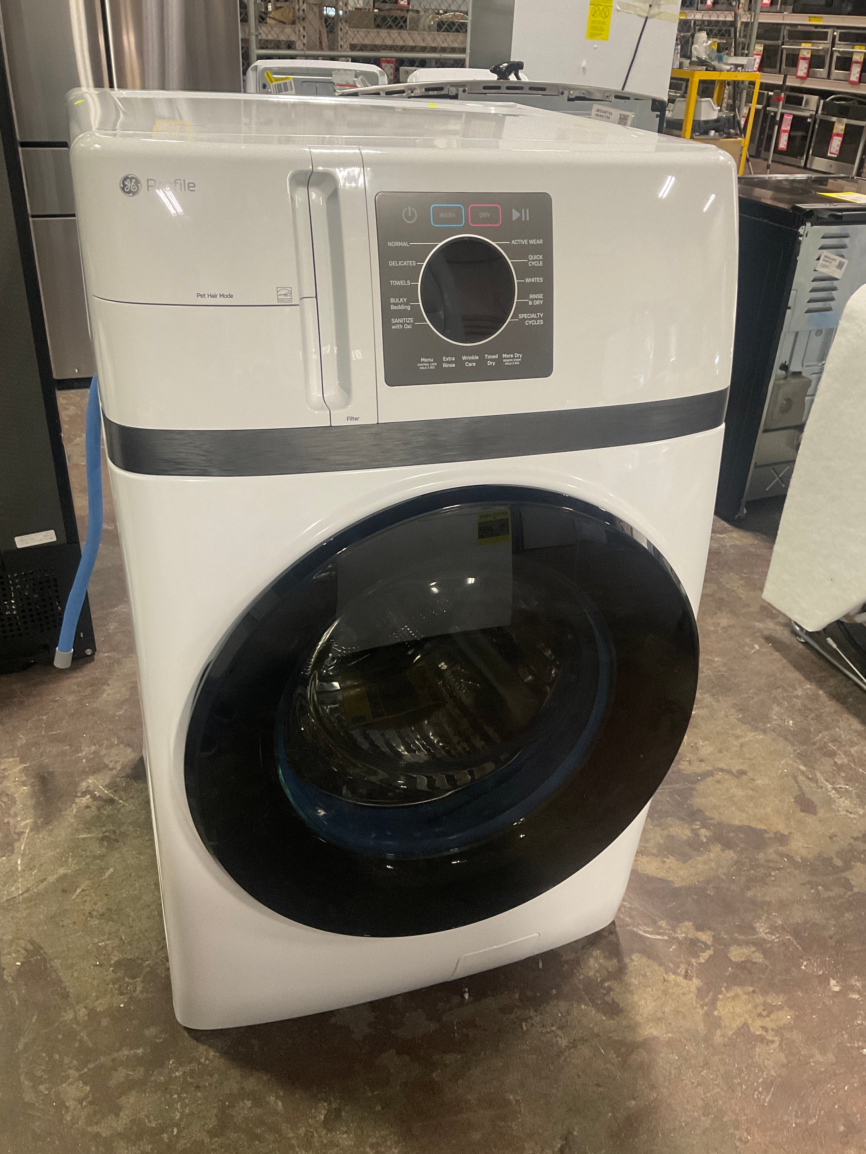 GE Profile™ ENERGY STAR® 4.6 cu. ft. Capacity UltraFast Combo with Ventless Inverter Heat Pump Technology Washer/Dryer - Image 8
