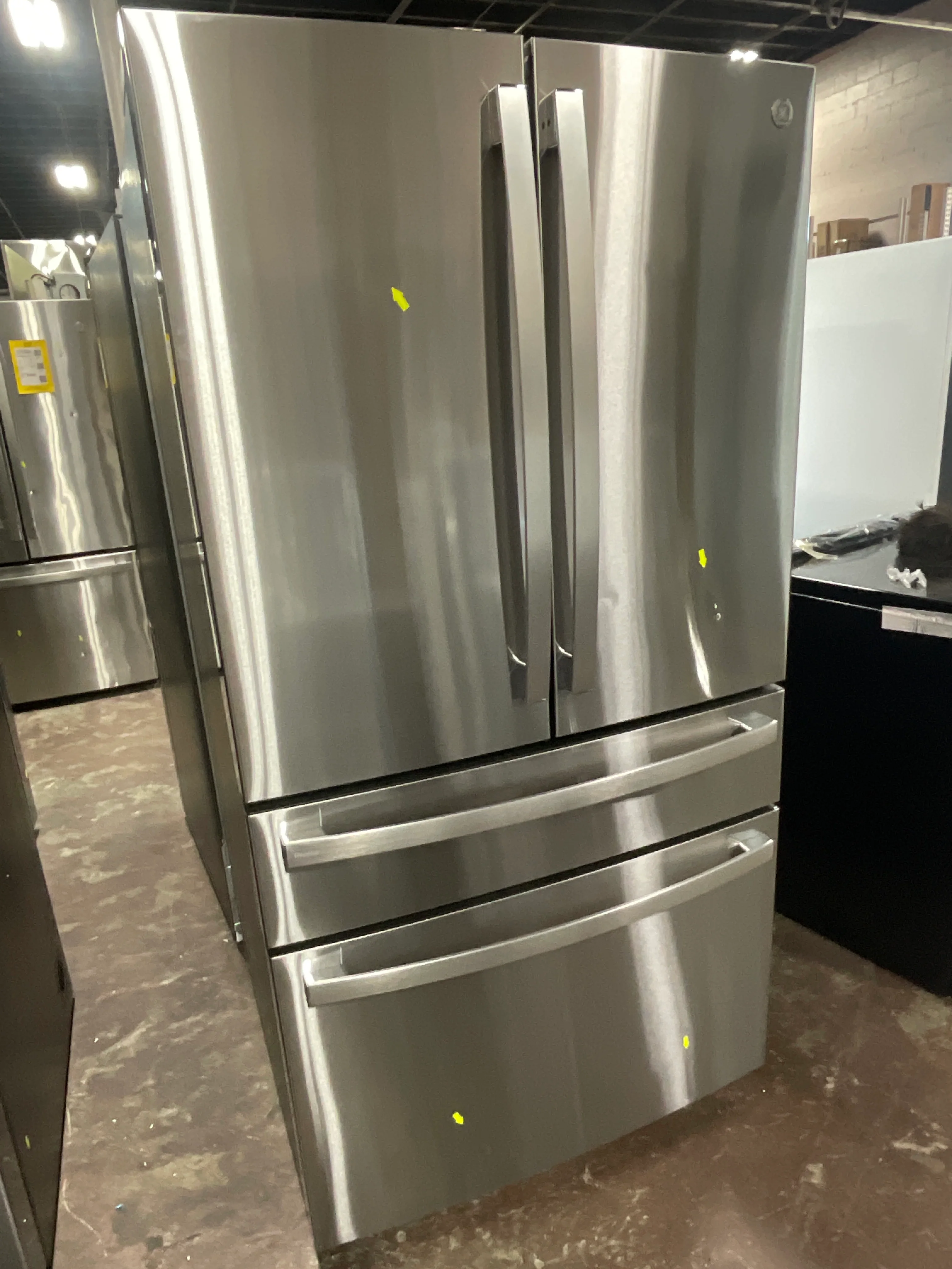 GE Profile™ ENERGY STAR® 28.7 Cu. Ft. Smart Fingerprint Resistant 4-Door French-Door Refrigerator With Dual-Dispense AutoFill Pitcher - Image 11