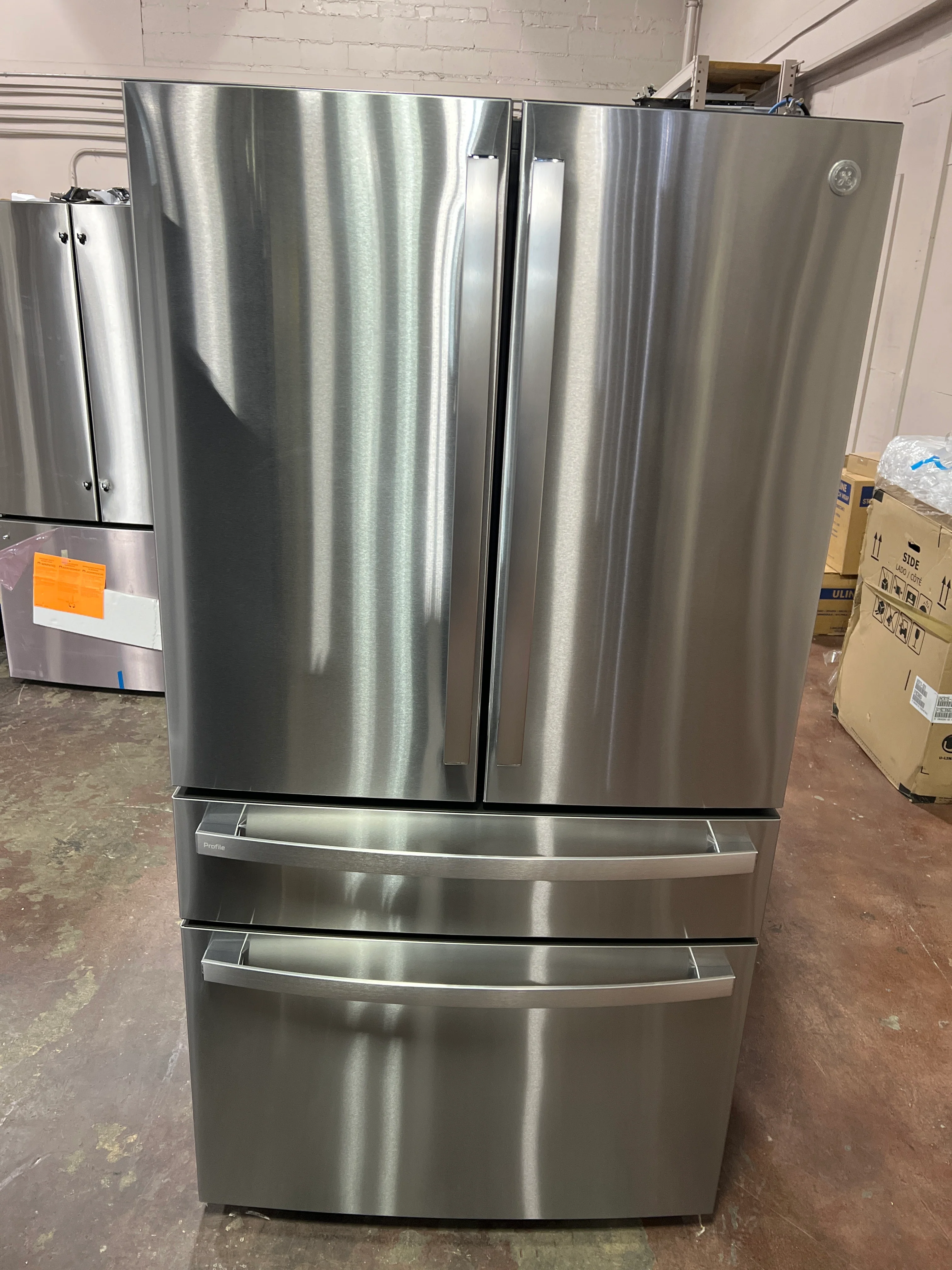 GE Profile™ ENERGY STAR® 28.7 Cu. Ft. Smart Fingerprint Resistant 4-Door French-Door Refrigerator With Dual-Dispense AutoFill Pitcher - Image 13