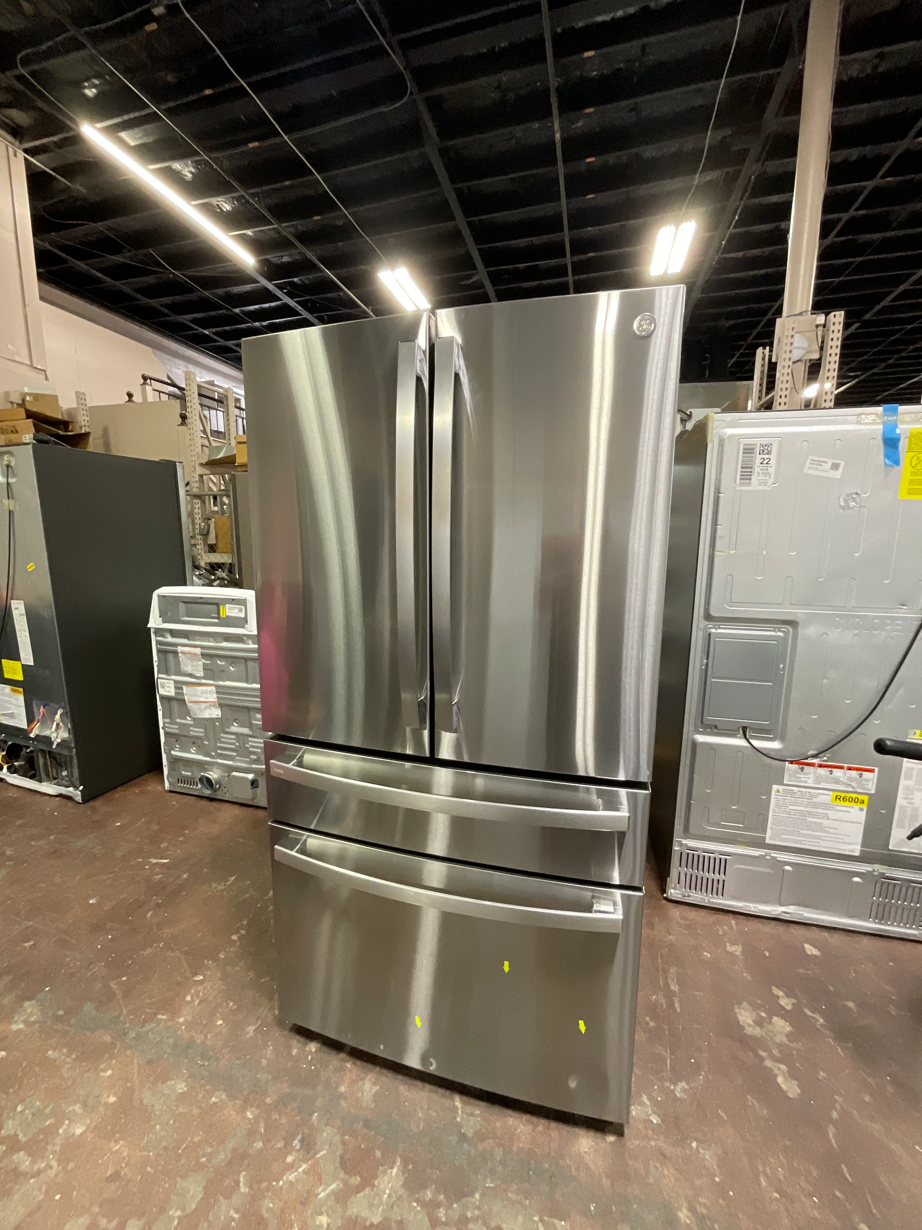 GE Profile™ ENERGY STAR® 28.7 Cu. Ft. Smart Fingerprint Resistant 4-Door French-Door Refrigerator With Dual-Dispense AutoFill Pitcher - Image 8