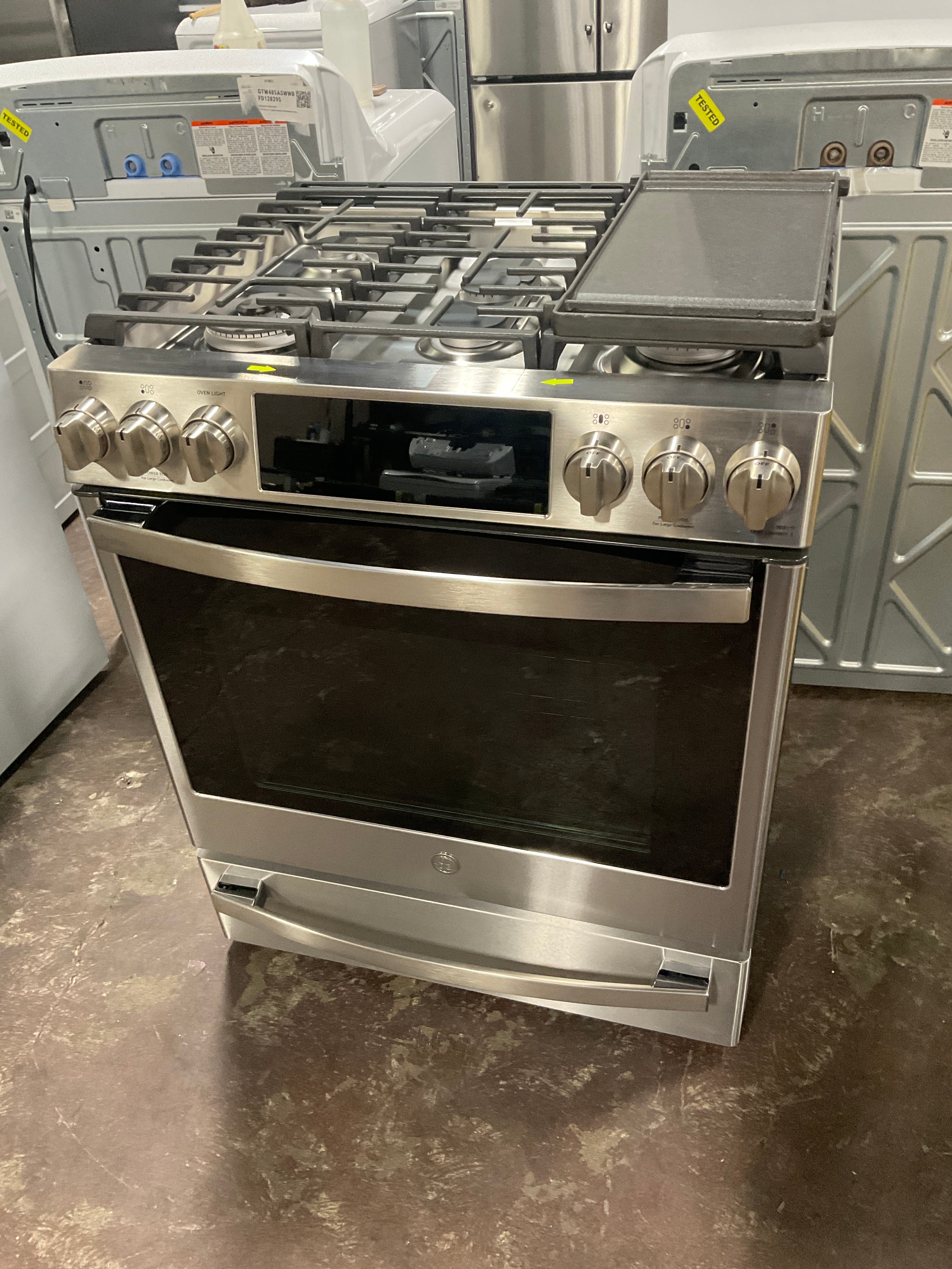 GE Profile™ 30" Smart Slide-In Front-Control Gas Fingerprint Resistant Range with No Preheat Air Fry - Image 8