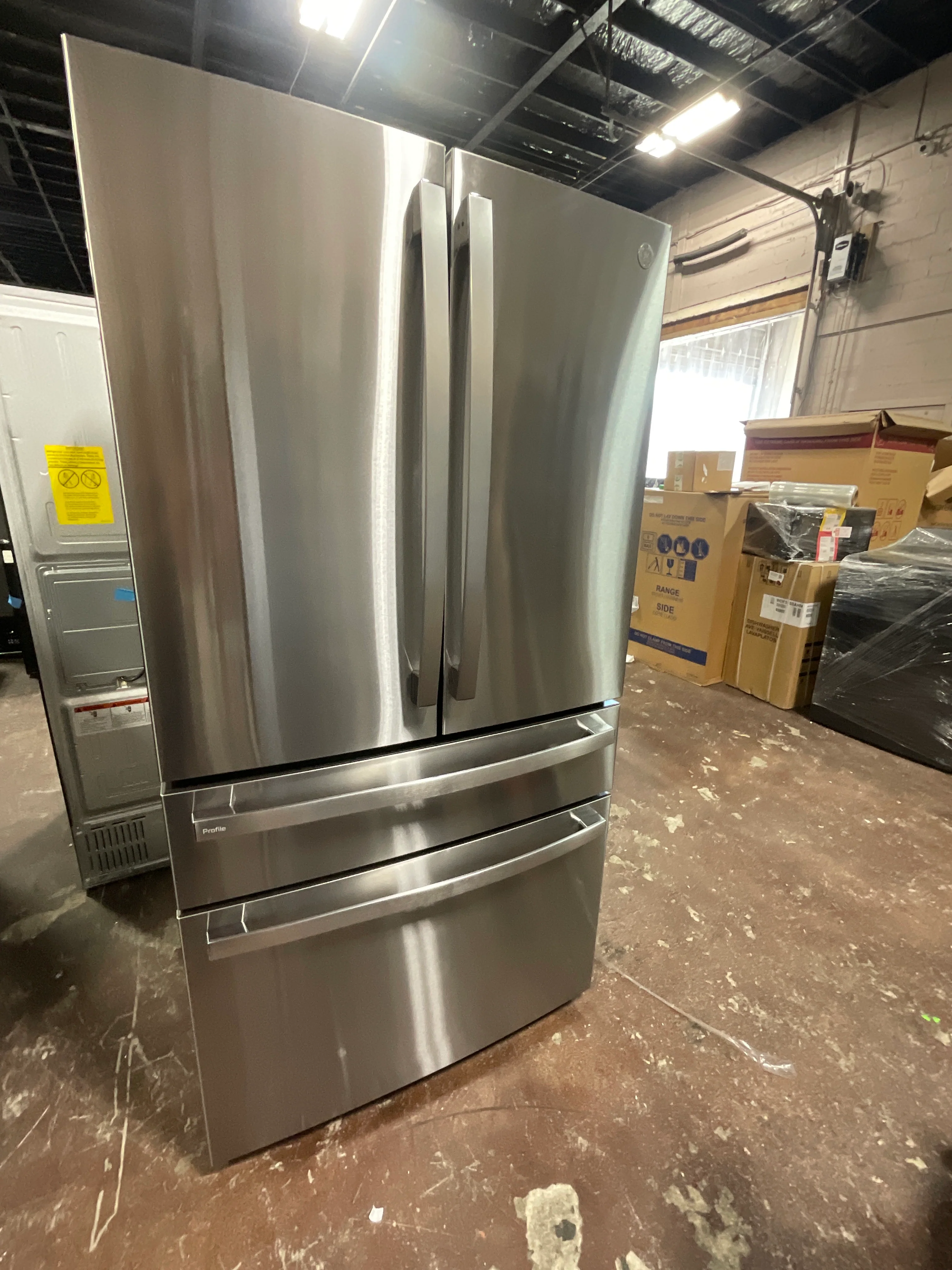 GE Profile™ ENERGY STAR® 23.2 Cu. Ft. Smart Counter-Depth Fingerprint Resistant 4-Door French-Door Refrigerator - Image 10