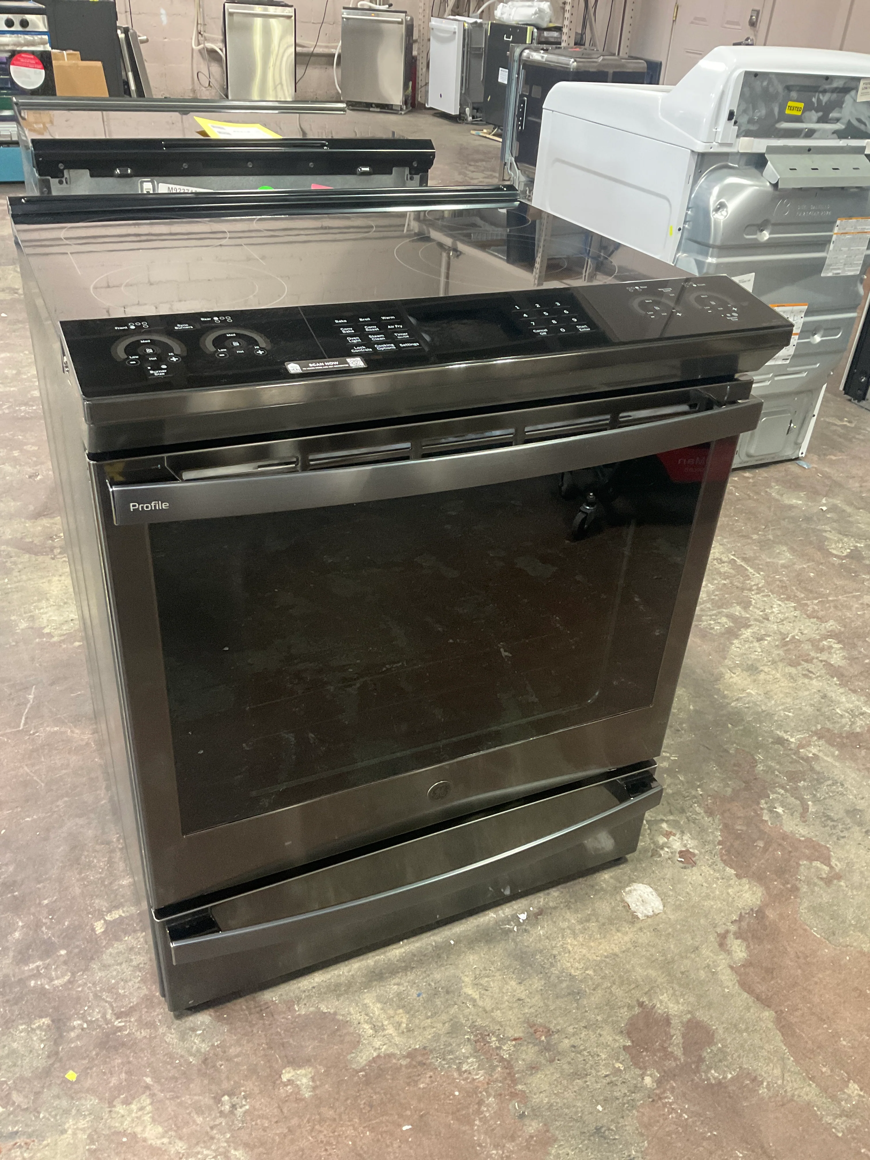 GE Profile™ 30" Smart Slide-In Electric Convection Range with No Preheat Air Fry - Image 7
